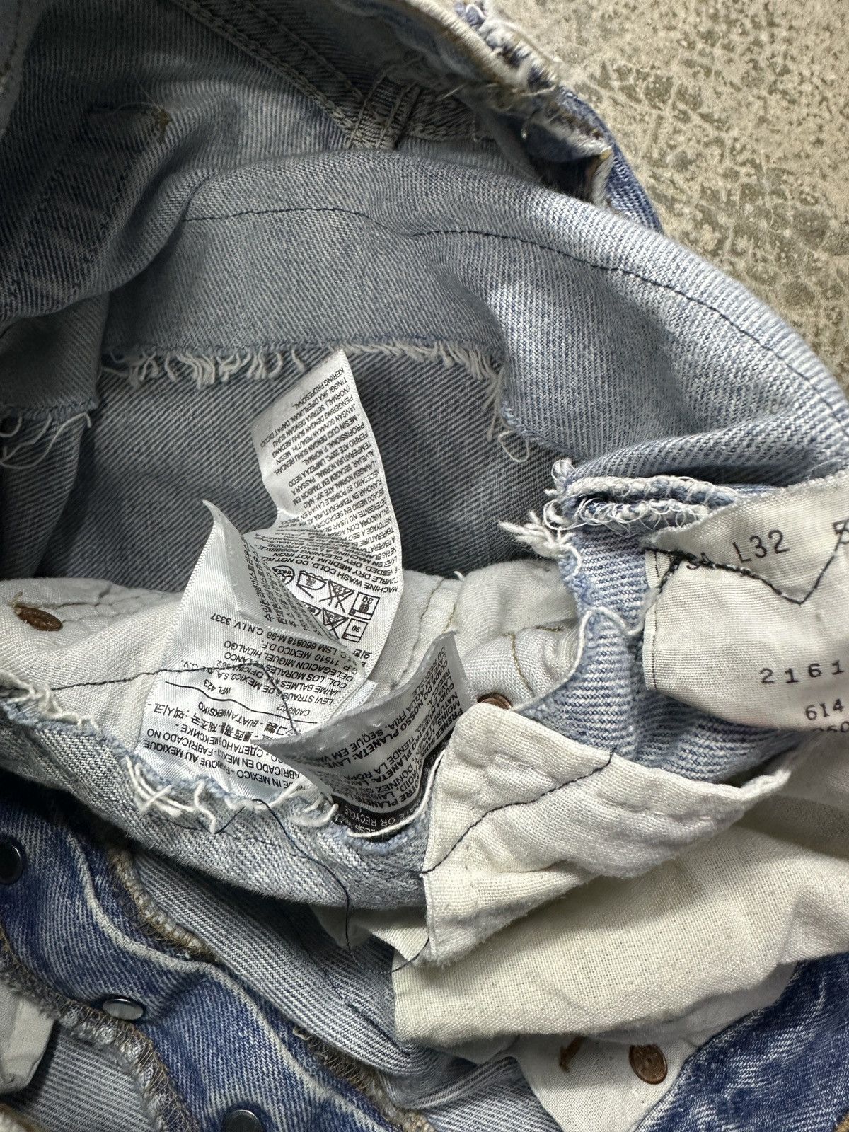 Levi's × Vintage Rare🔥Vintage Levi’s Patchwork Custom 90’s Jeans Size US 33 - 17 Thumbnail