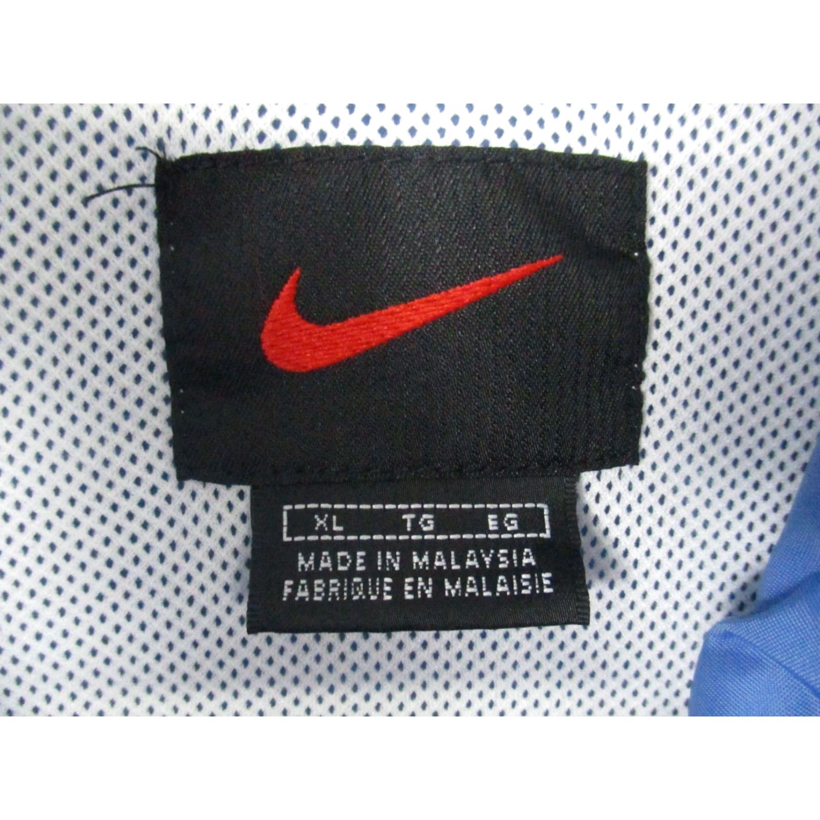 Nike VINTAGE Nike Full Zip Lined Windbreaker Track Jacket XL Blue White Windrunner 90s Nike Mens Jackets Track & Field Men’s XL Blue White Size US XL / EU 56 / 4 - 4 Thumbnail