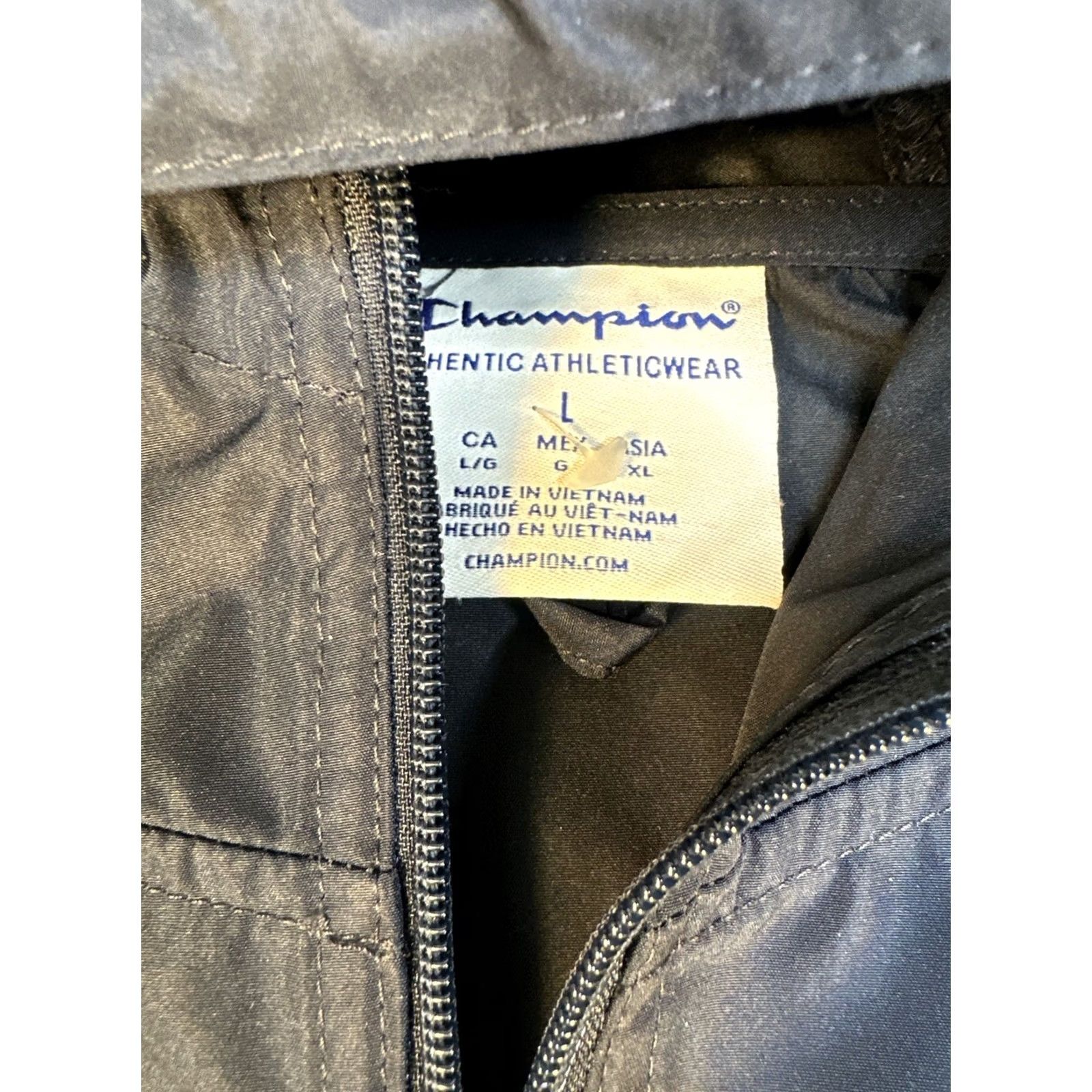 Champion Champion Anorak Windbreaker Jacket Men L Navy Blue Hooded Lightweight 1/4 Zip Softshell Nylon Logo Zipper Size US L / EU 52-54 / 3 - 2 Thumbnail