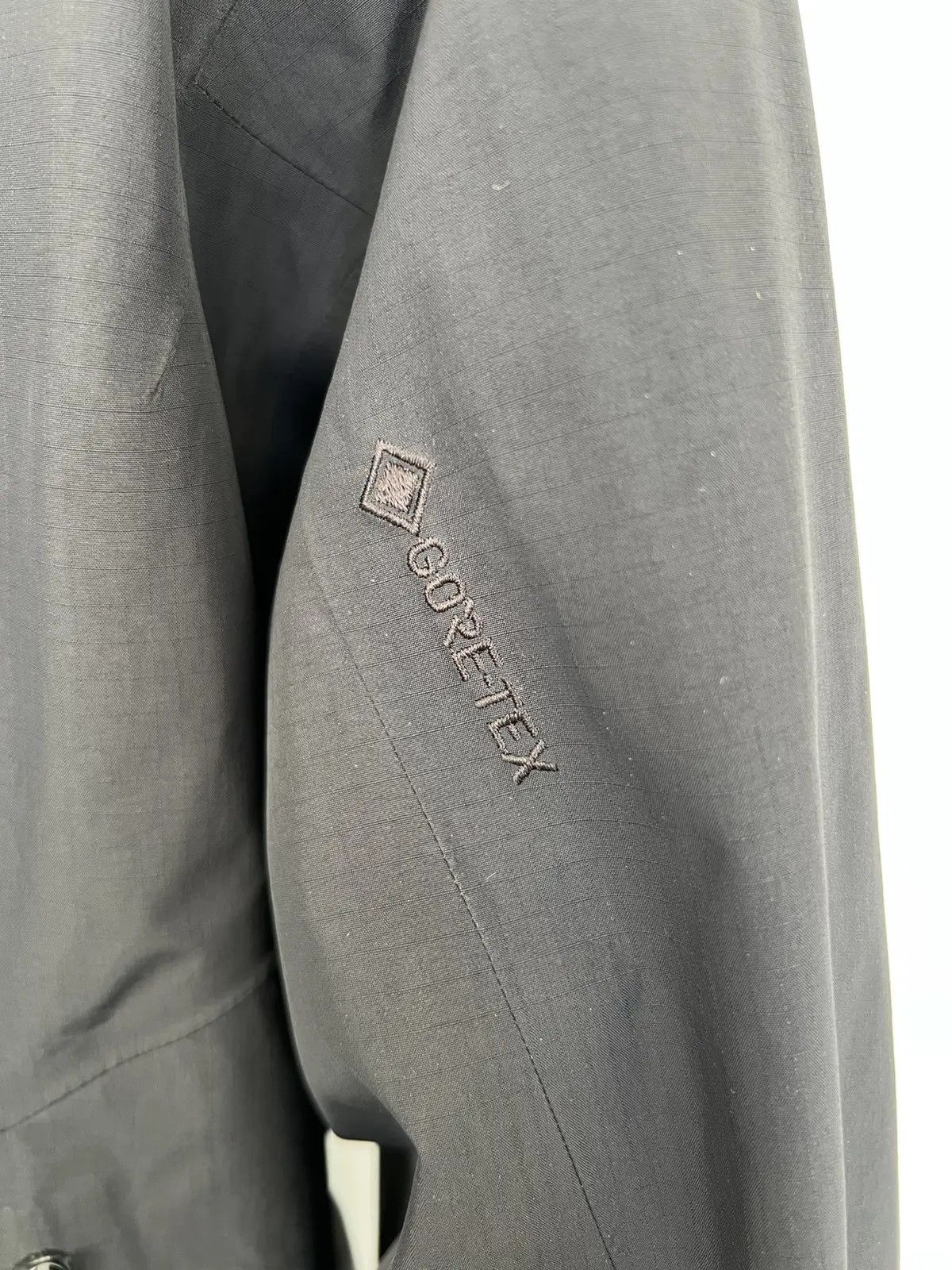 Arc'teryx Arc’teryx Zeta SL Jacket in Black Size US M / EU 48-50 / 2 - 5 Thumbnail