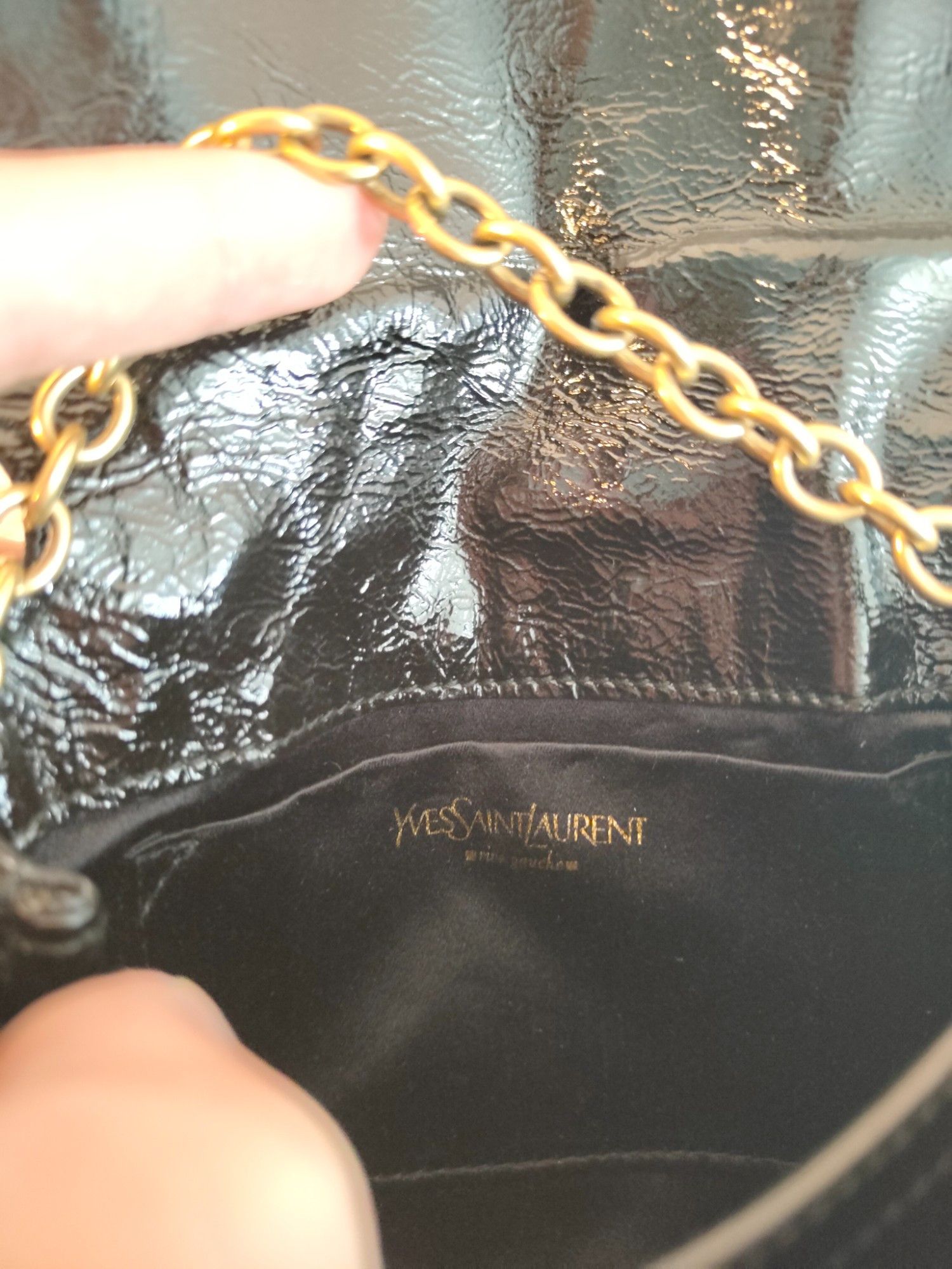 Yves Saint Laurent Black Patent Mini Shoulder Bag With Gold Chain Strap Size ONE SIZE - 6 Thumbnail