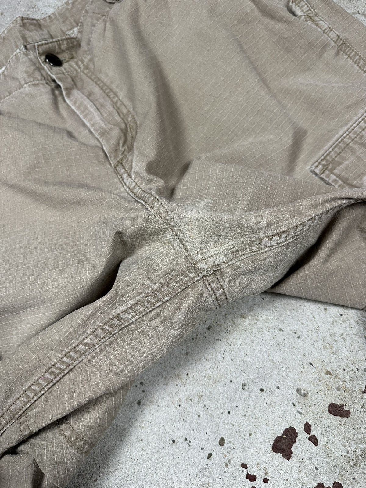 Carhartt Vintage Y2K Carhartt Baggy Distressed Reworked Cargo Pants Size US 33 - 7 Thumbnail