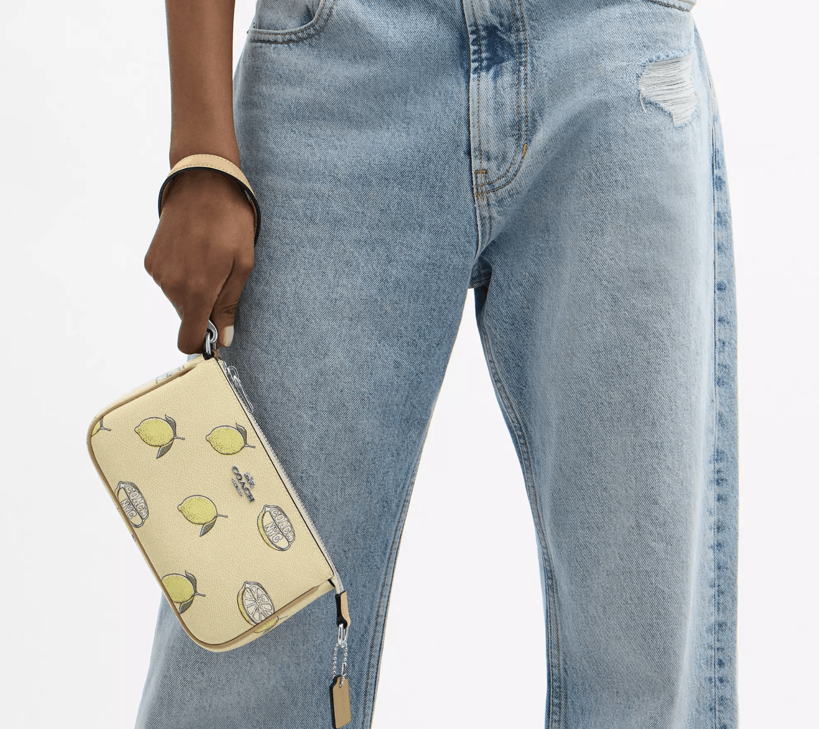Coach NWT Coach Nolita 19 With Lemon Print CAL26 Size ONE SIZE - 7 Thumbnail