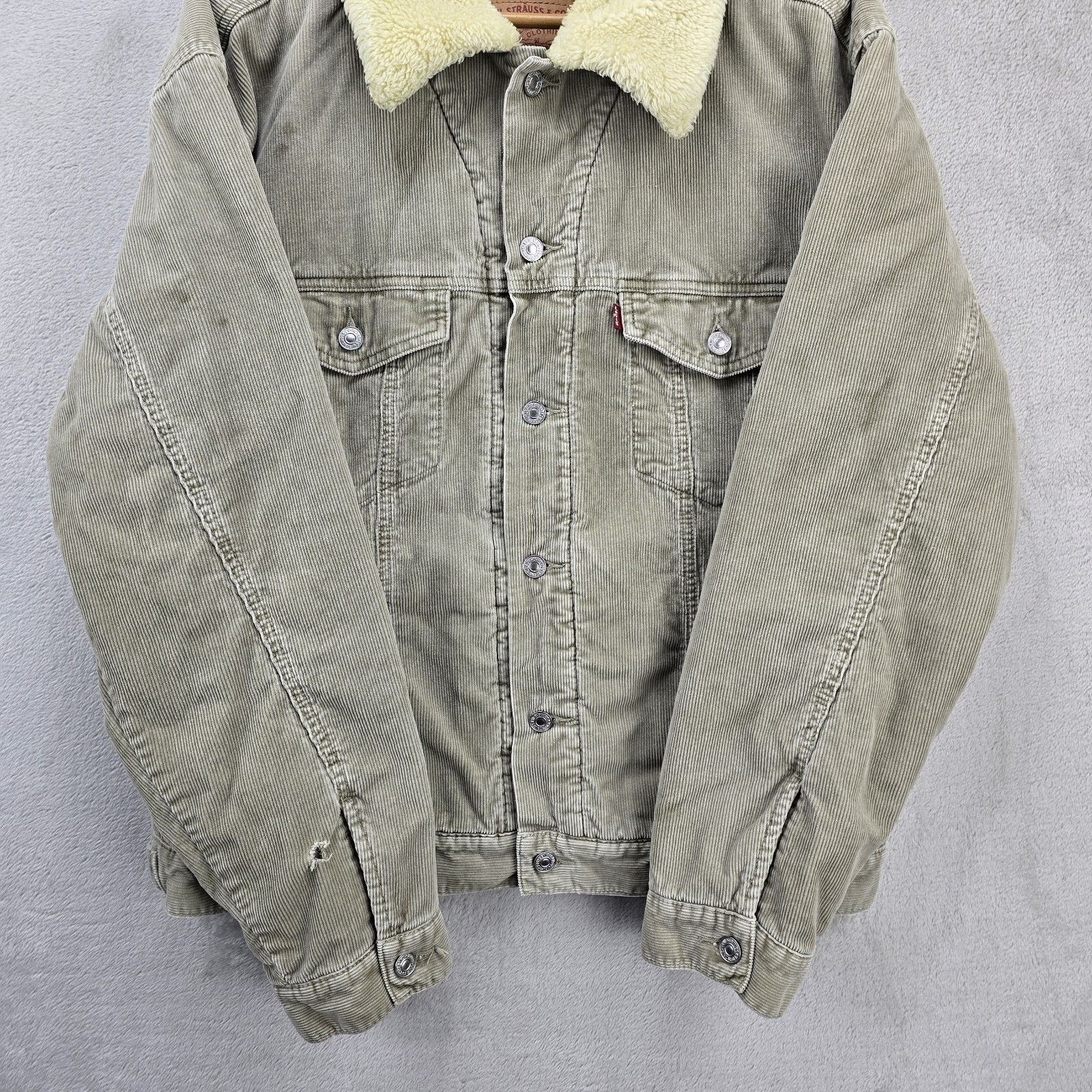 Levi's Vintage Levis Corduroy Sherpa Lined Trucker Jacket Large Size US L / EU 52-54 / 3 - 4 Thumbnail