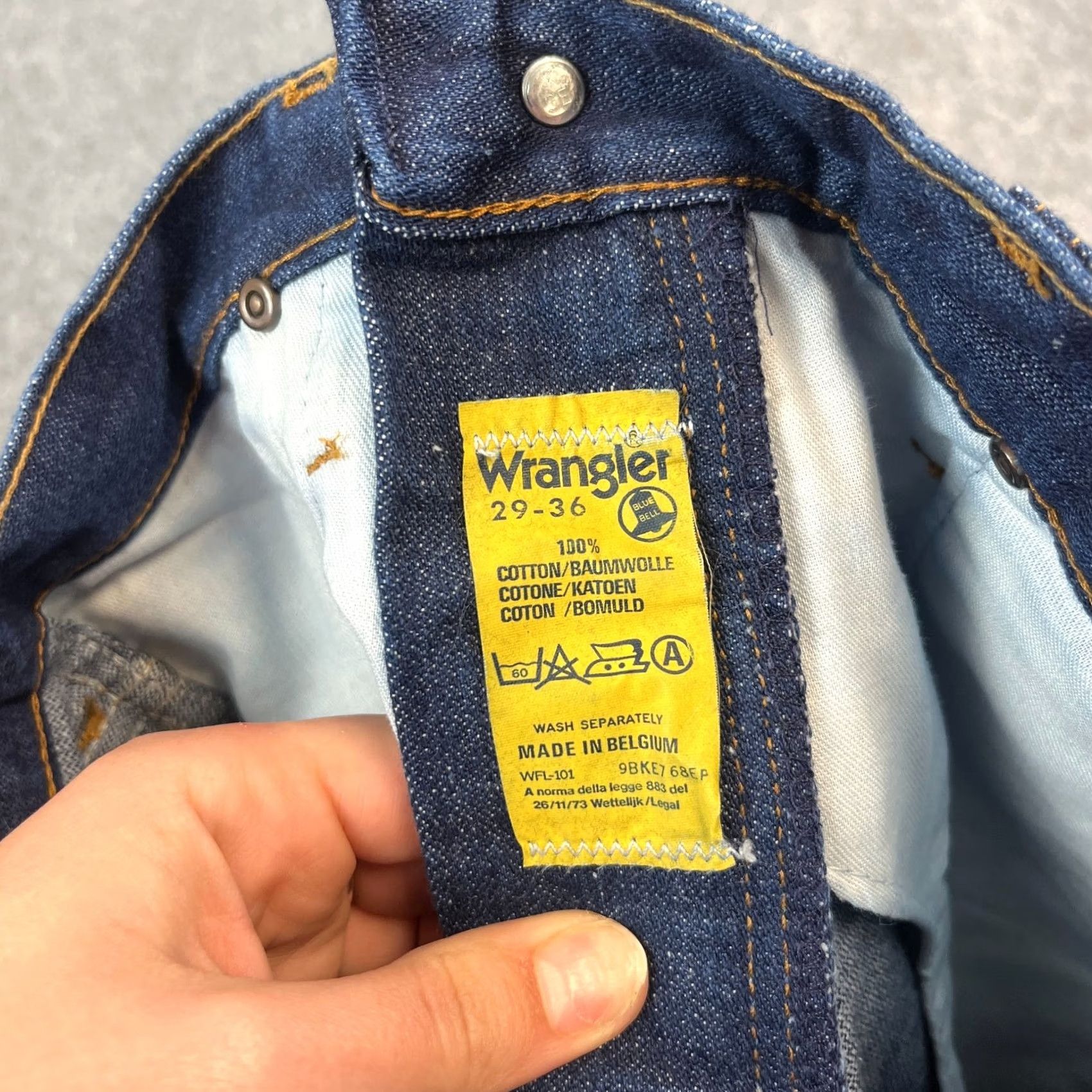 Wrangler VINTAGE Wrangler Jeans Straight 26 36 UK 6 Dark Blue High Waist Western Women Jeans Regular Blue 5-Pocket Womens Size 30" / US 8 / IT 44 - 7 Thumbnail