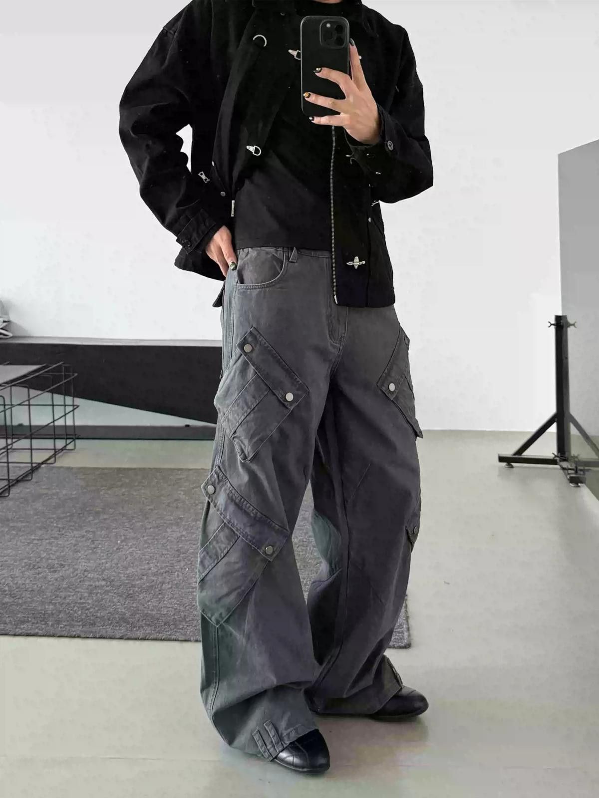 Japanese Brand Wide Leg Cargo Pants, Baggy Utility Pants Size US 32 / EU 48 - 2 Thumbnail