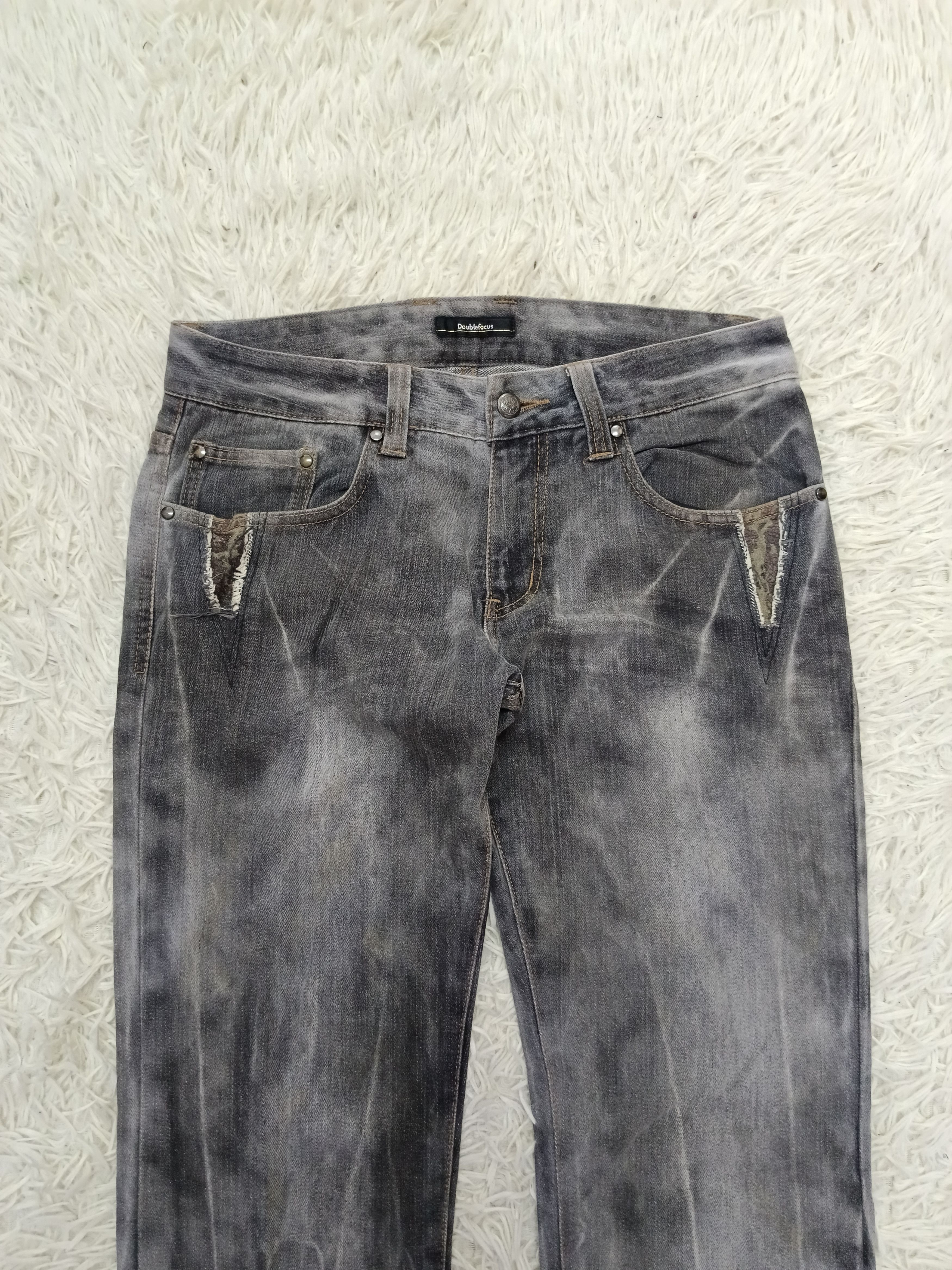 Japanese Brand DISTRESSED SMOKE DOUBLE FOCUS DENIM PANTS Size US 30 / EU 46 - 3 Thumbnail