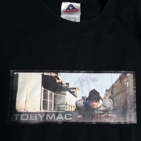 Band Tees Vintage Toby Mac Momentum Tour 2002 T-Shirt Size US XL / EU 56 / 4 - 1 Thumbnail
