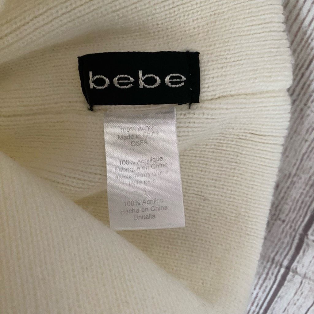 Bebe Bebe women OS Winter beanie and scarf white w/black writing Size ONE SIZE - 4 Thumbnail