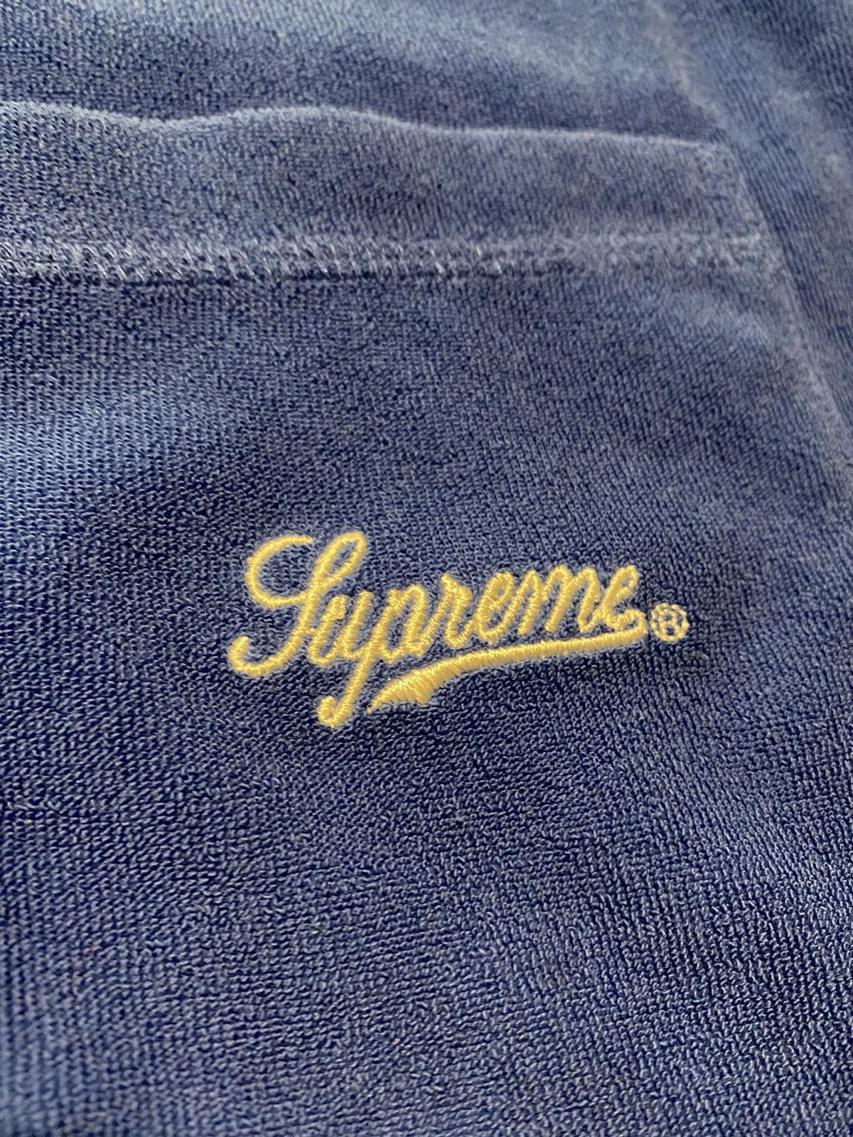Supreme Rare Supreme Towel Short Sleeve T-shirt Size US XL / EU 56 / 4 - 3 Thumbnail