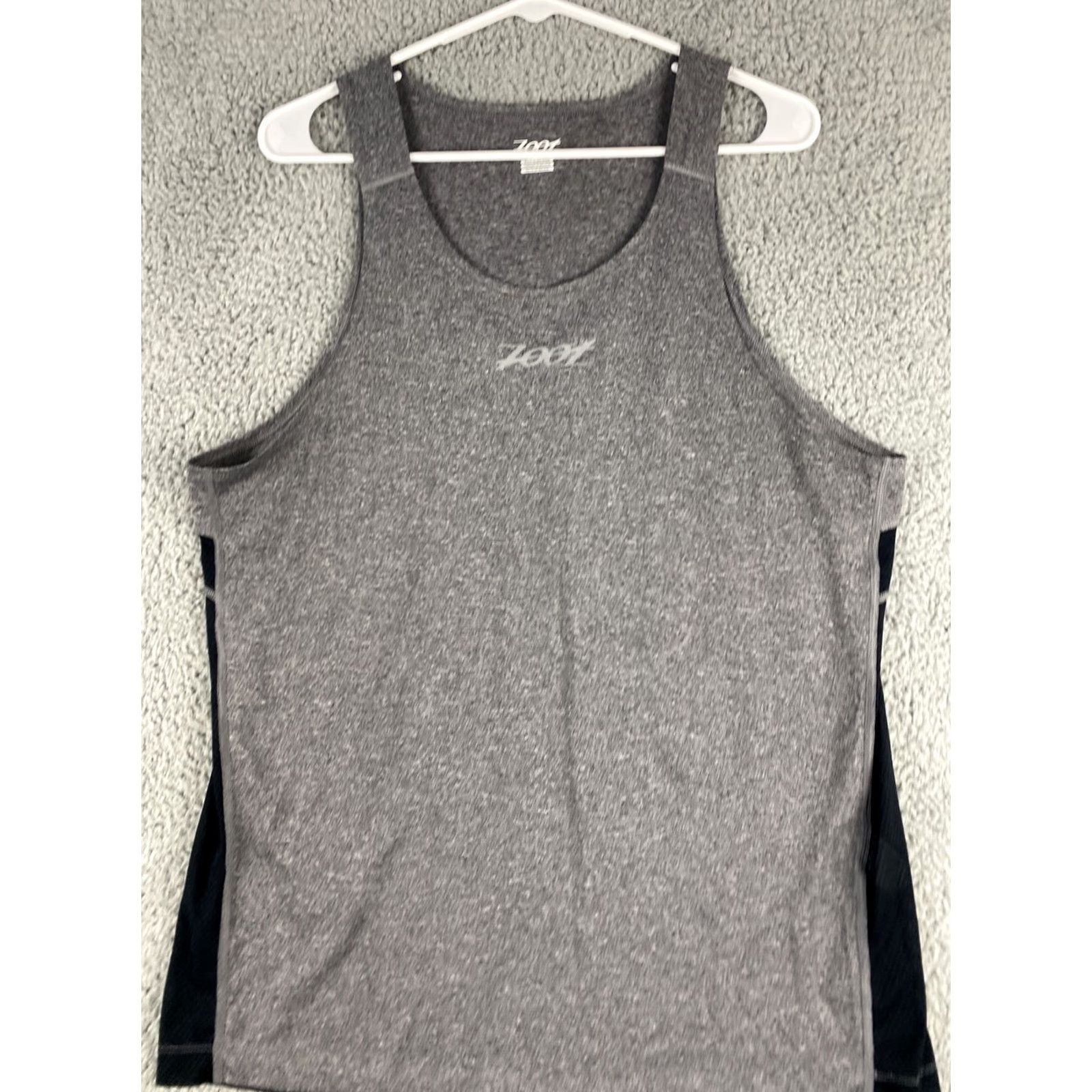 Vintage Zoot Women’s XL Gray Running Tank Top Racerback Reflective Trim Breathable Knit Sleeveless Athletic Activewear Shirt Slide? Size XL / US 12-14 / IT 48-50 - 2 Thumbnail