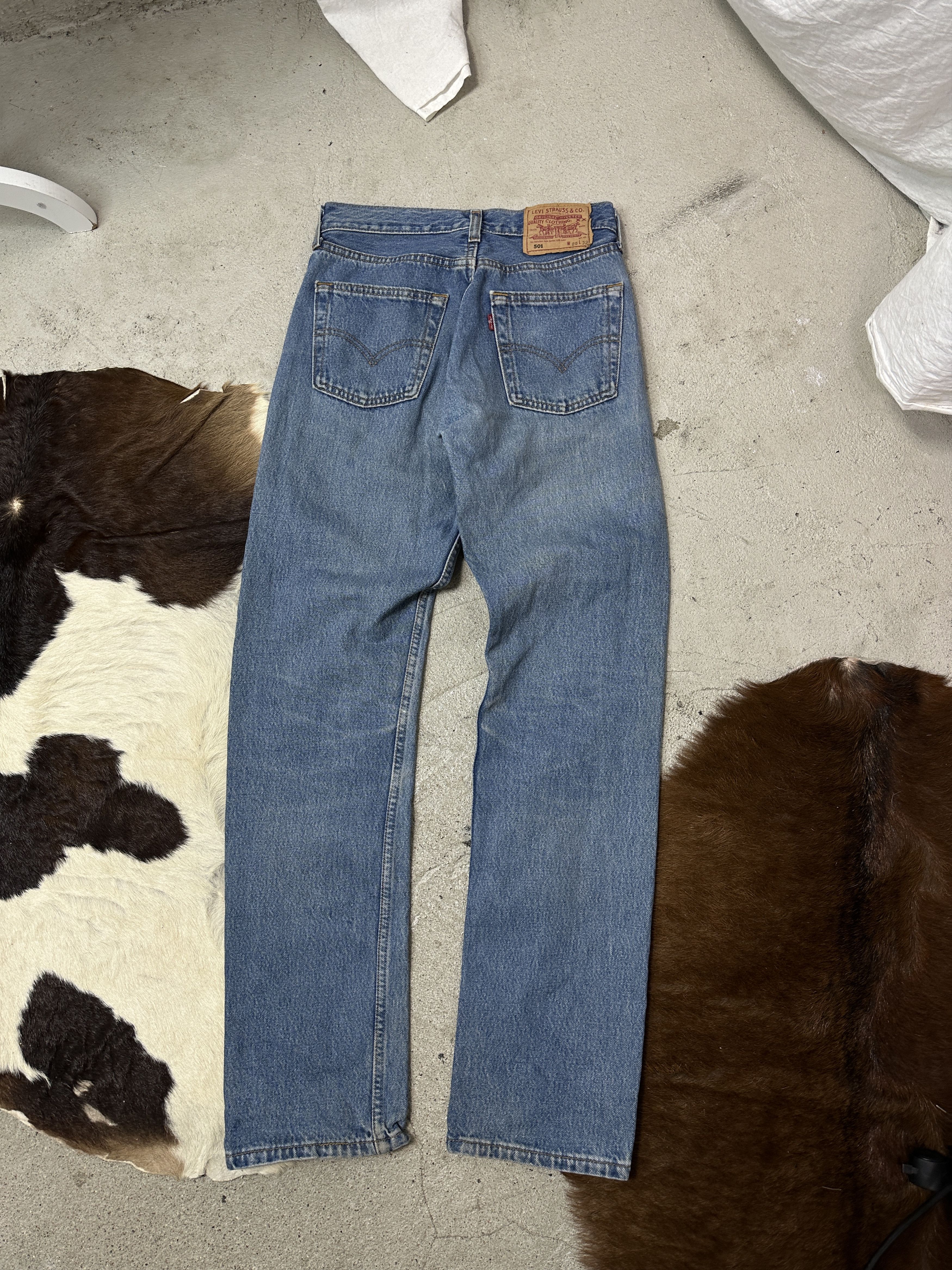 Levi's Vintage Denim Streetwear Levi's 501 Jeans Size 33" - 1 Thumbnail