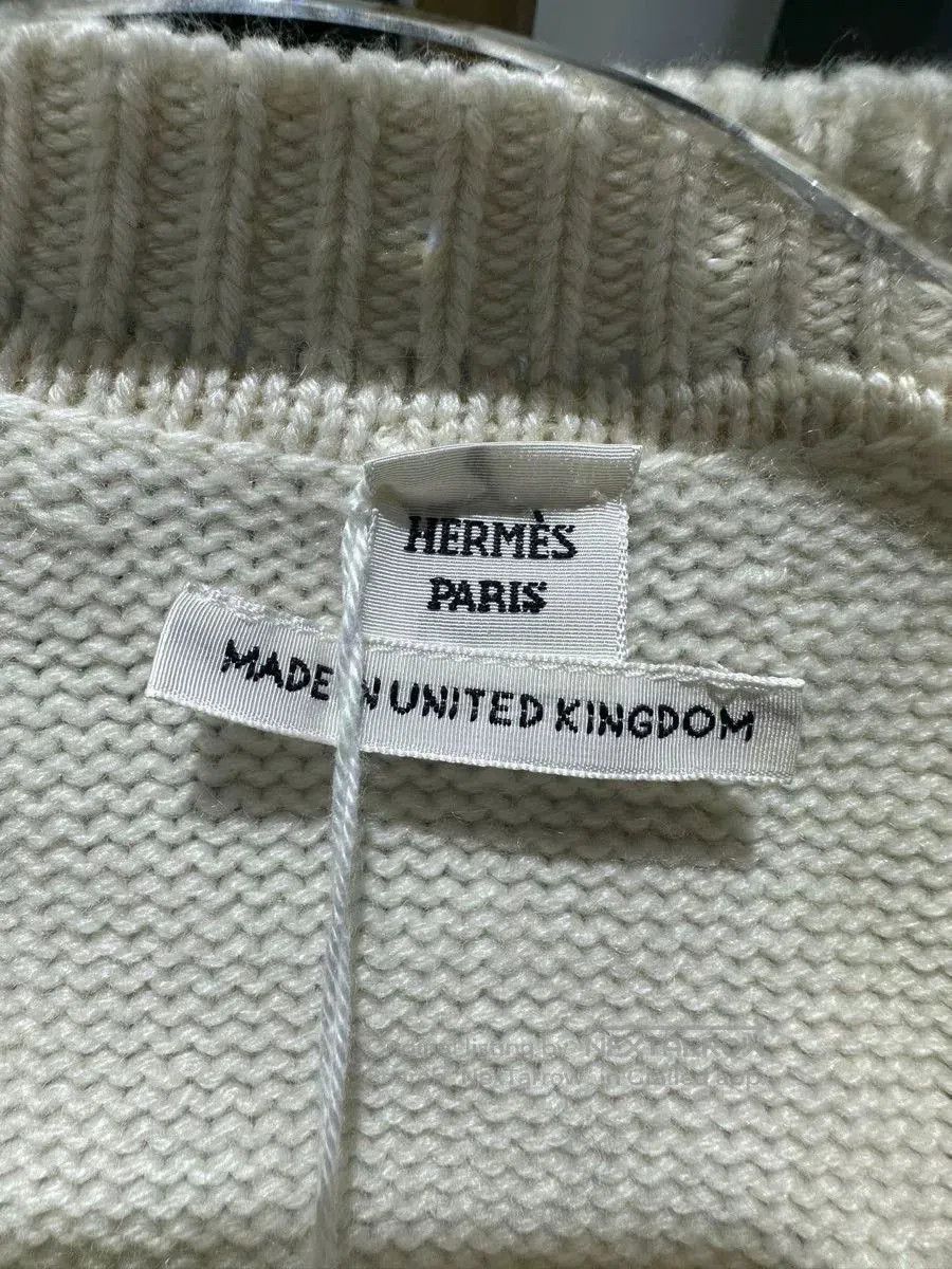 Hermes Hermes Beige Cashmere Knit Sweater New. Size US S / EU 44-46 / 1 - 3 Thumbnail