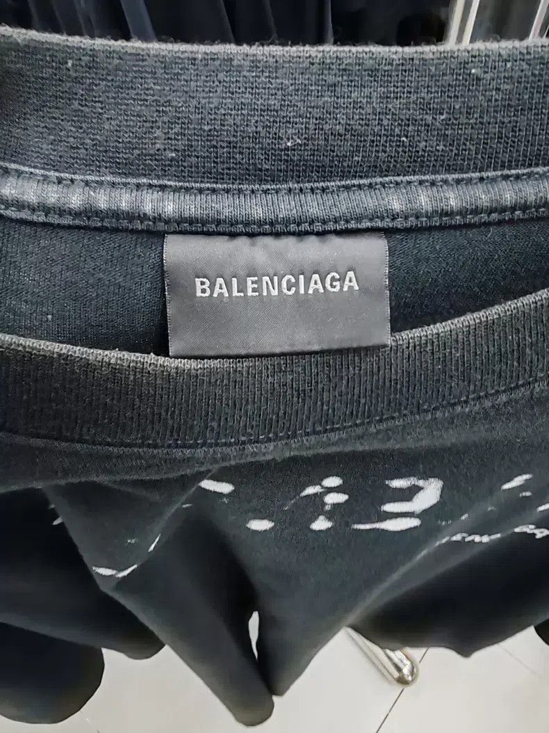 Balenciaga Balenciaga Short Sleeve T-Shirt Size US M / EU 48-50 / 2 - 3 Thumbnail