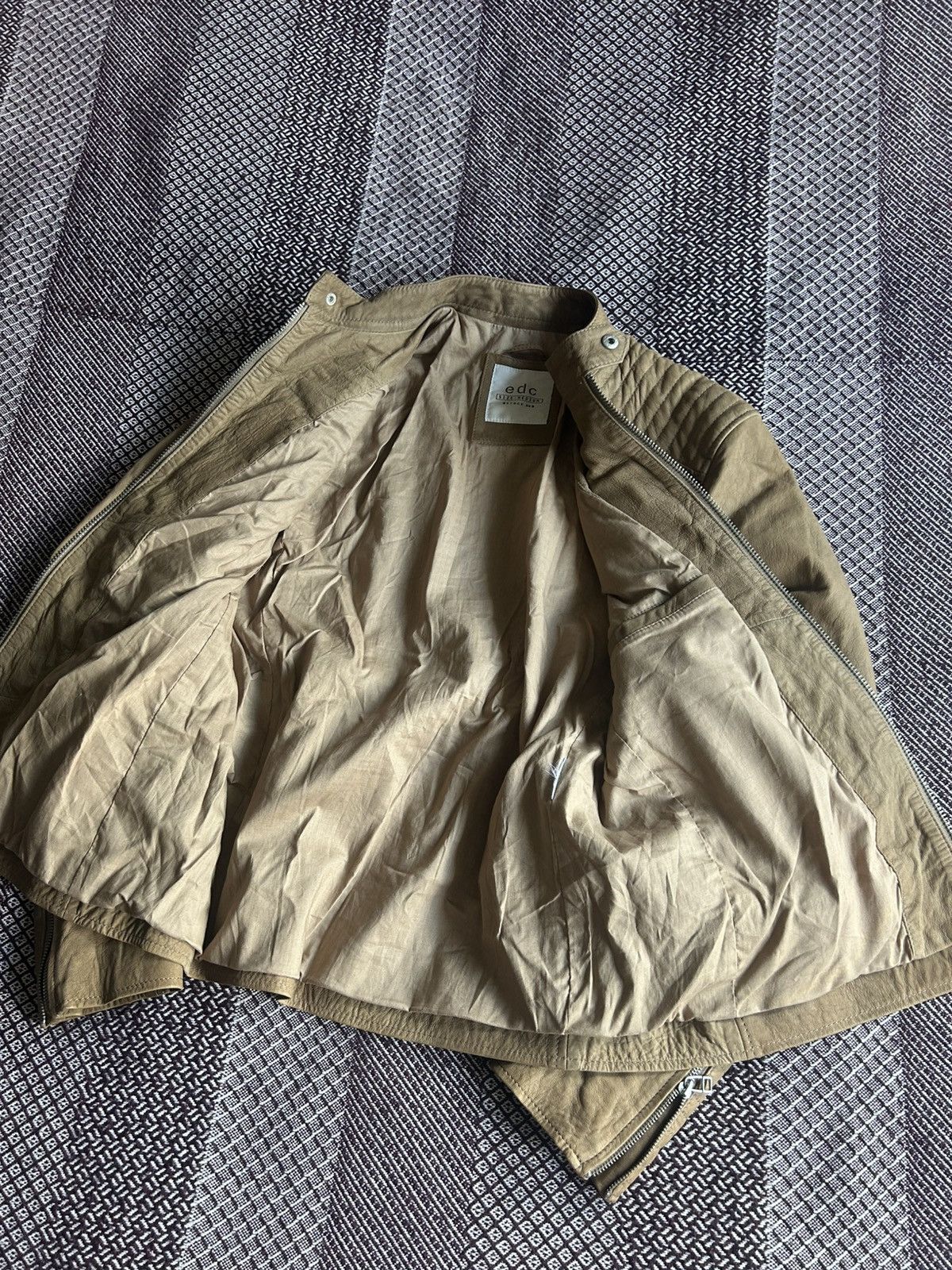 Genuine Leather Vintage EDC Leather Jacket Avantgarde Style Size M Unisex Size US M / EU 48-50 / 2 - 9 Thumbnail