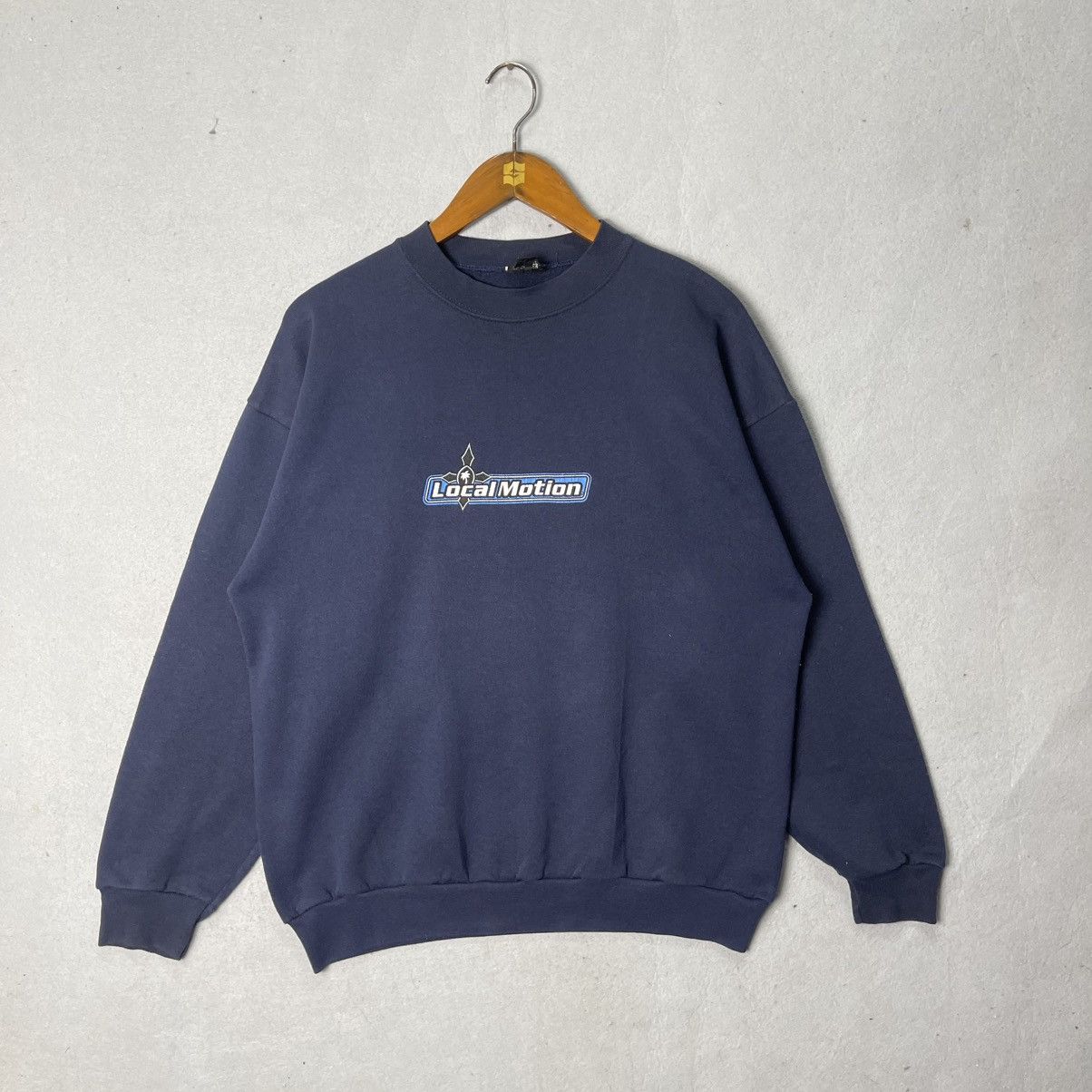 Vintage Vintage Local Motion Crewneck Sweatshirt (90s) Size US L / EU 52-54 / 3 - 1 Thumbnail