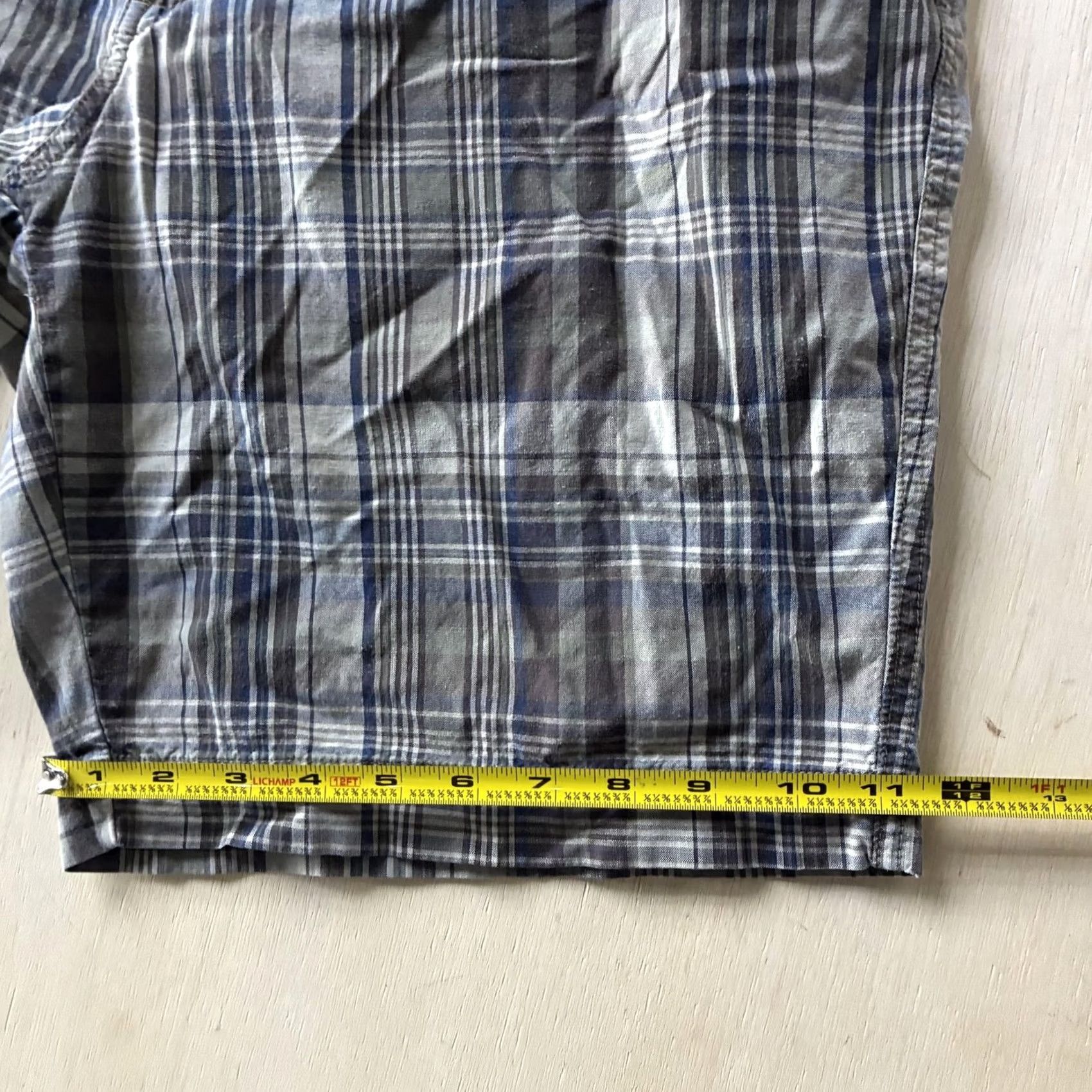 Vintage VINTAGE? (No) Y2K Authentic Chinos Chino Shorts Mens 36 Gray Plaid Cotton 9" Inseam Summer Size US 36 / EU 52 - 7 Thumbnail