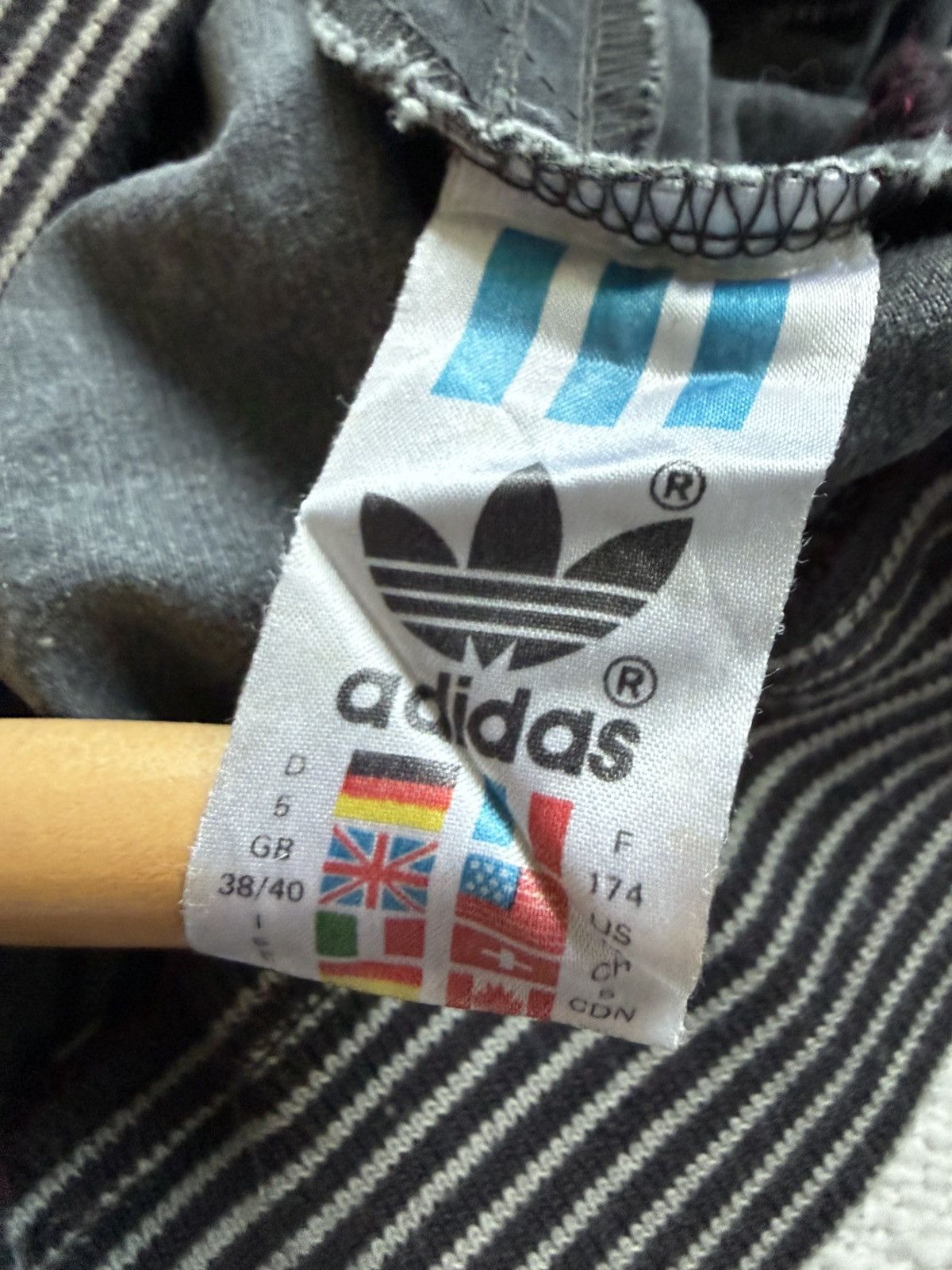 Adidas Adidas Olympic Collection Sweatshirt 80s Melbourne 1956 Size US M / EU 48-50 / 2 - 10 Thumbnail