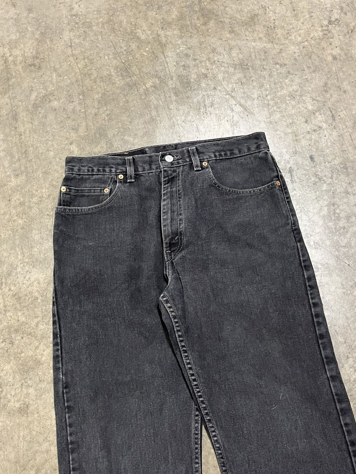 Levi's × Vintage Levi’s vintage 90s 505 denim pants black streetwear hype Size US 34 / EU 50 - 6 Thumbnail