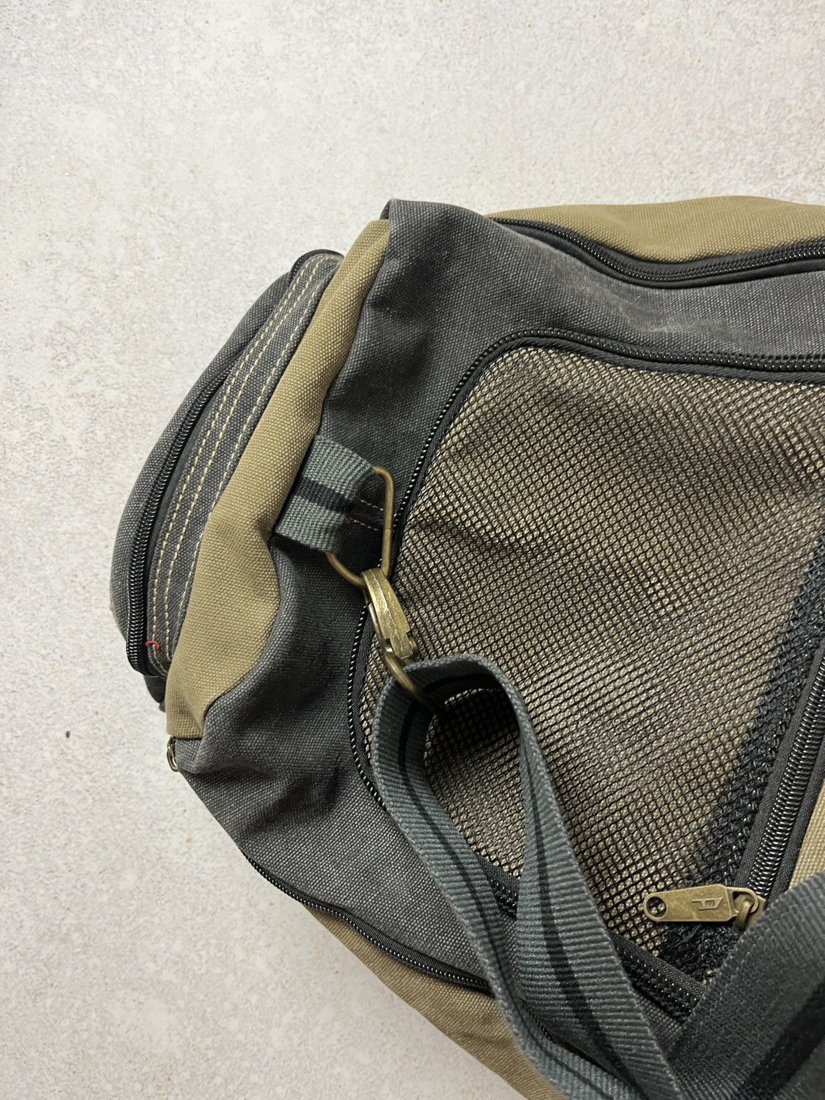Diesel Vintage DIESEL Archive Y2K Military Shoulder Travel Bag Rare Size ONE SIZE - 15 Thumbnail