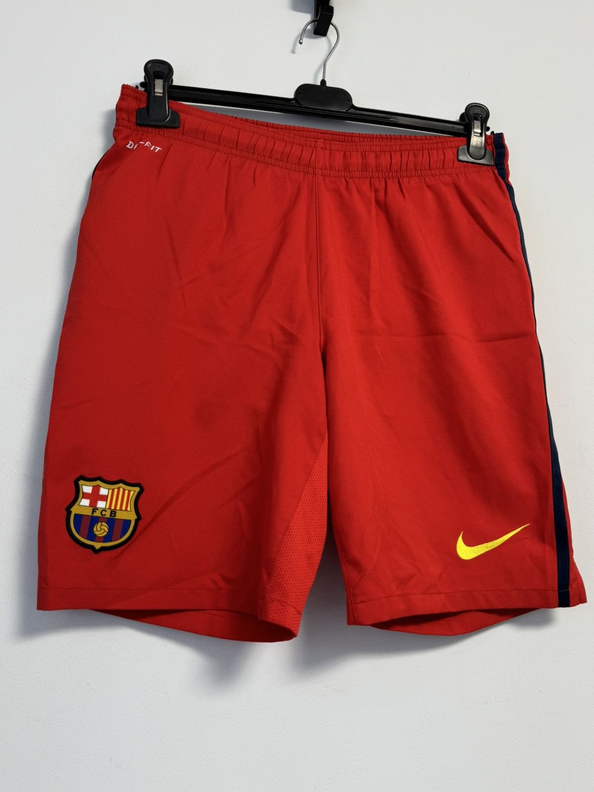 Nike Nike FC Barcelona Football Soccer Club Burgundy Shorts Size US 32 / EU 48 - 2 Thumbnail