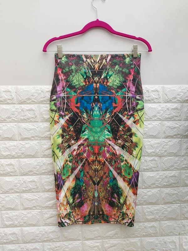 River Island River Island skirt 8 Size 27" / US 4 / IT 40 - 1 Thumbnail