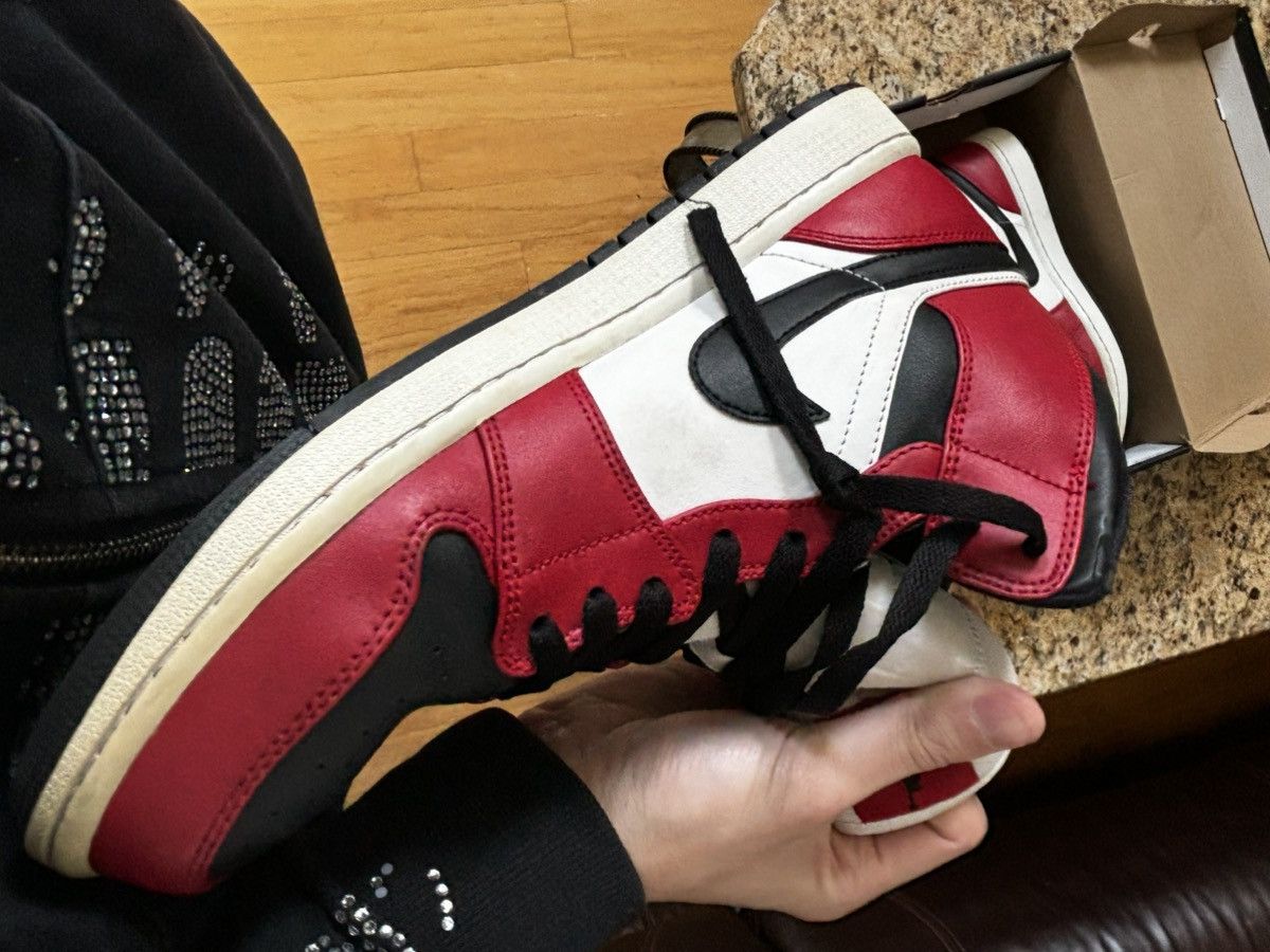 Jordan Brand Jordan 1 Mid Chicago Mid Toe Size US 10 / EU 43 - 6 Thumbnail