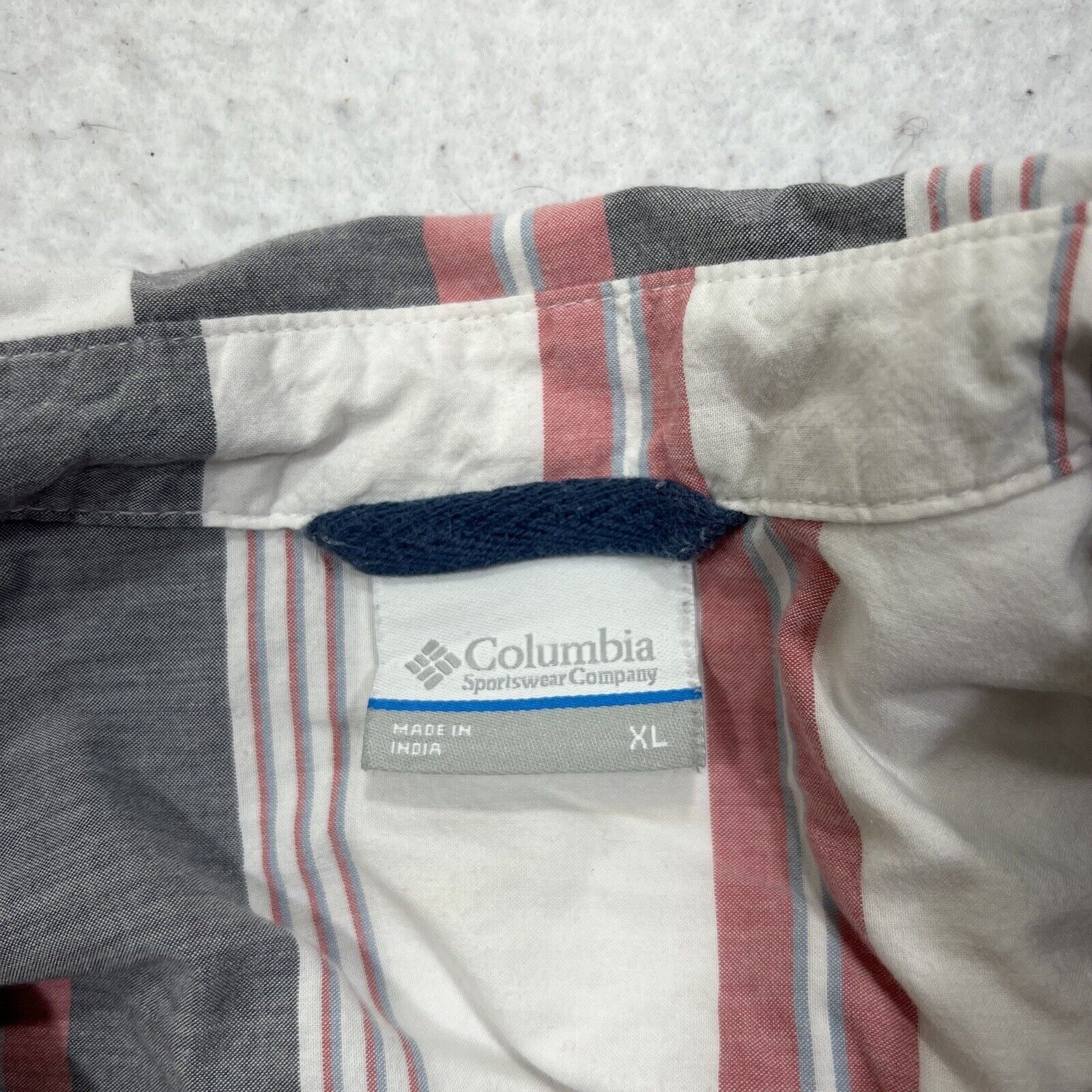 Columbia Columbia Sportswear Button Front Pocket Shirt Red Striped Size US XL / EU 56 / 4 - 3 Thumbnail