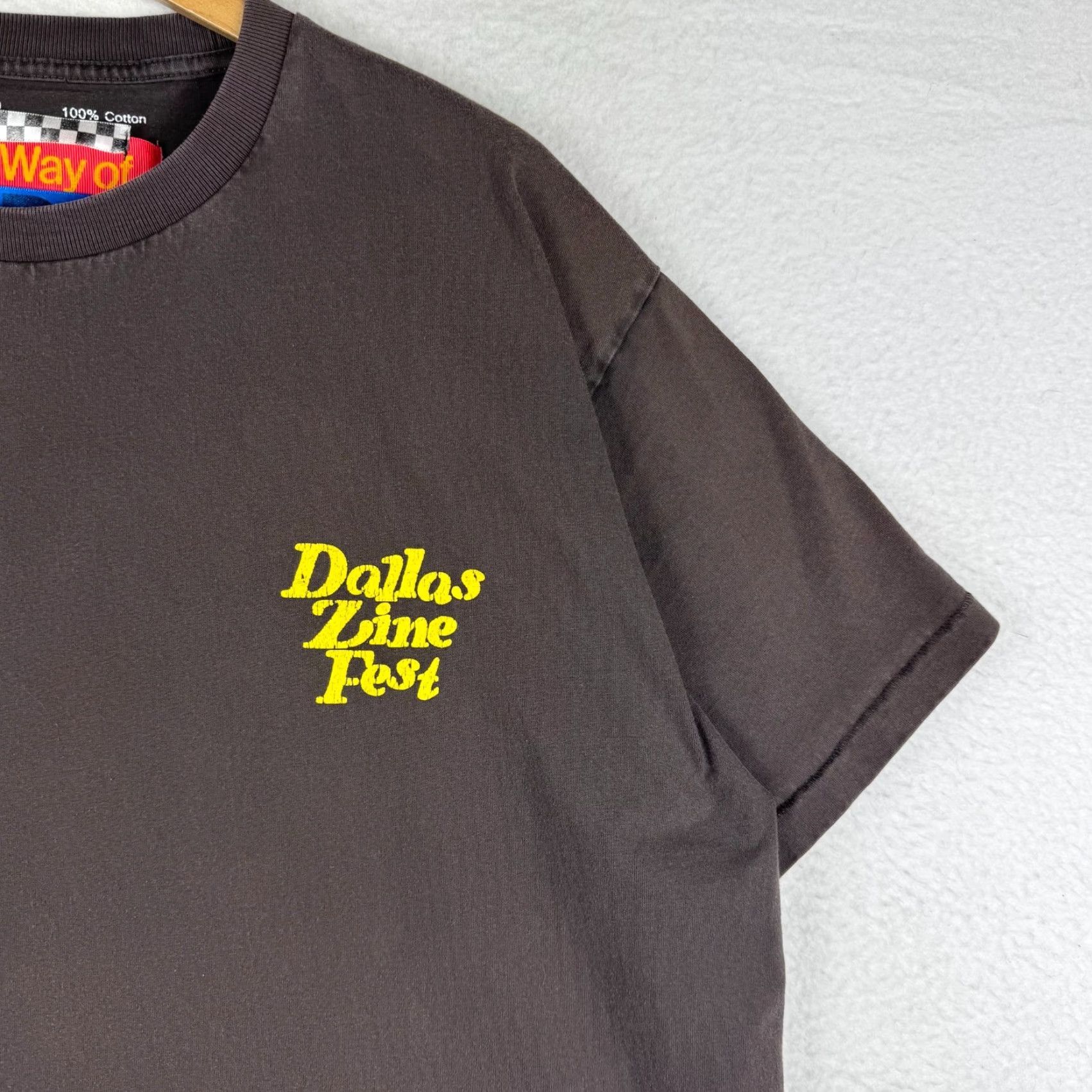 Vintage By Way Of Dallas Shirt Graphic T-Shirt Dallas Zine Fest 2XL Gray Crew Neck Short Sleeve Mens Size US XXL / EU 58 / 5 - 4 Thumbnail