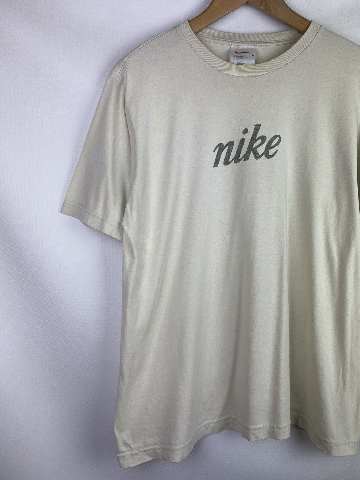 Vintage 90s Vintage Nike Big Logo men’s t shirt size M Size US M / EU 48-50 / 2 - 2 Thumbnail