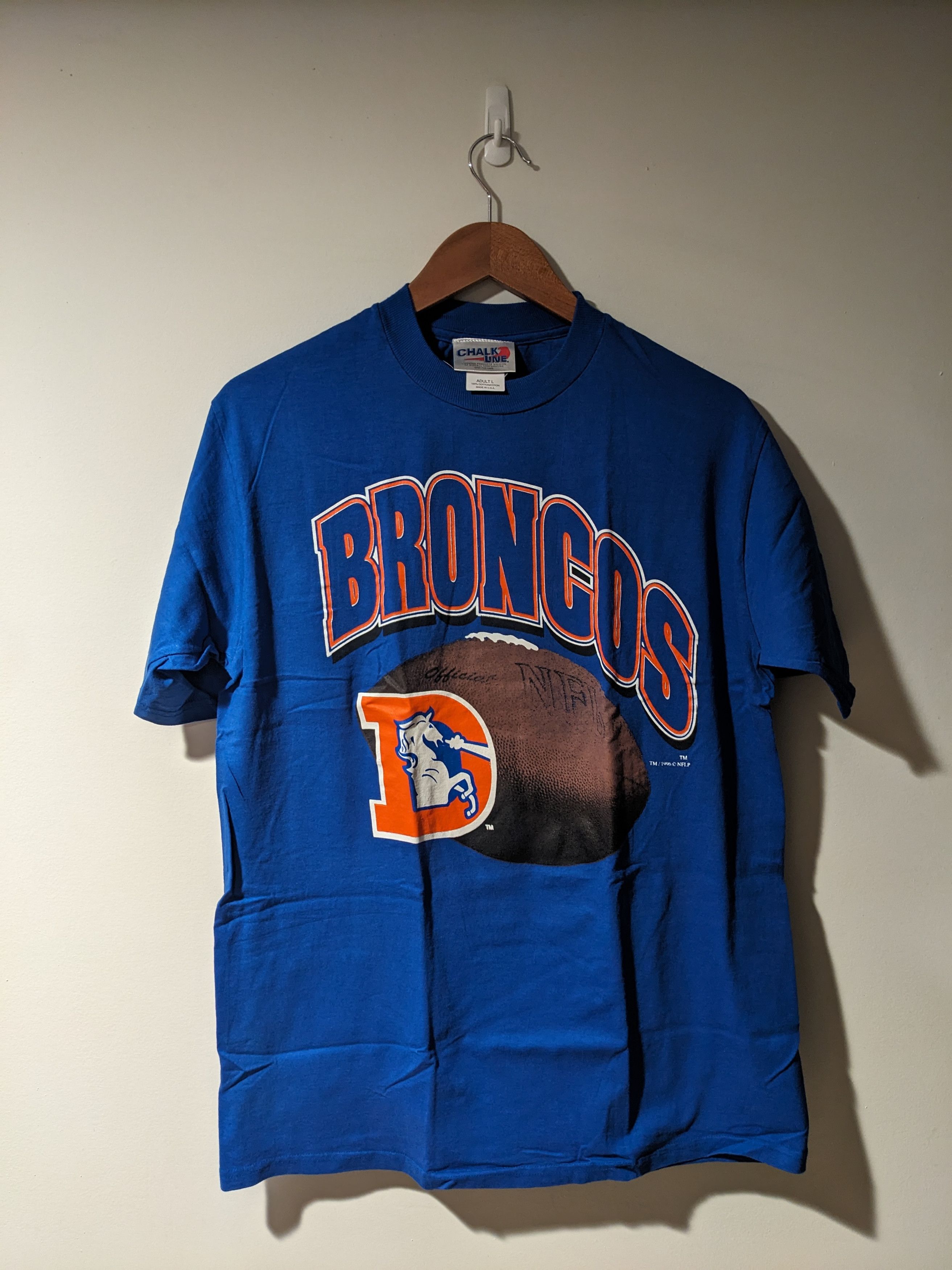 Chalk Line × NFL × Vintage Vintage 1996 Denver Broncos NFL Football Chalk Line T-Shirt Size US L / EU 52-54 / 3 - 1 Thumbnail