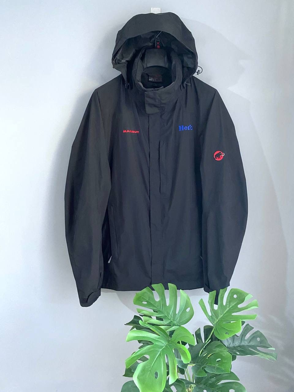 Mammut Mammut GORE-TEX Men's Black Waterproof Hooded Jacket Size XL Size US XL / EU 56 / 4 - 1 Thumbnail