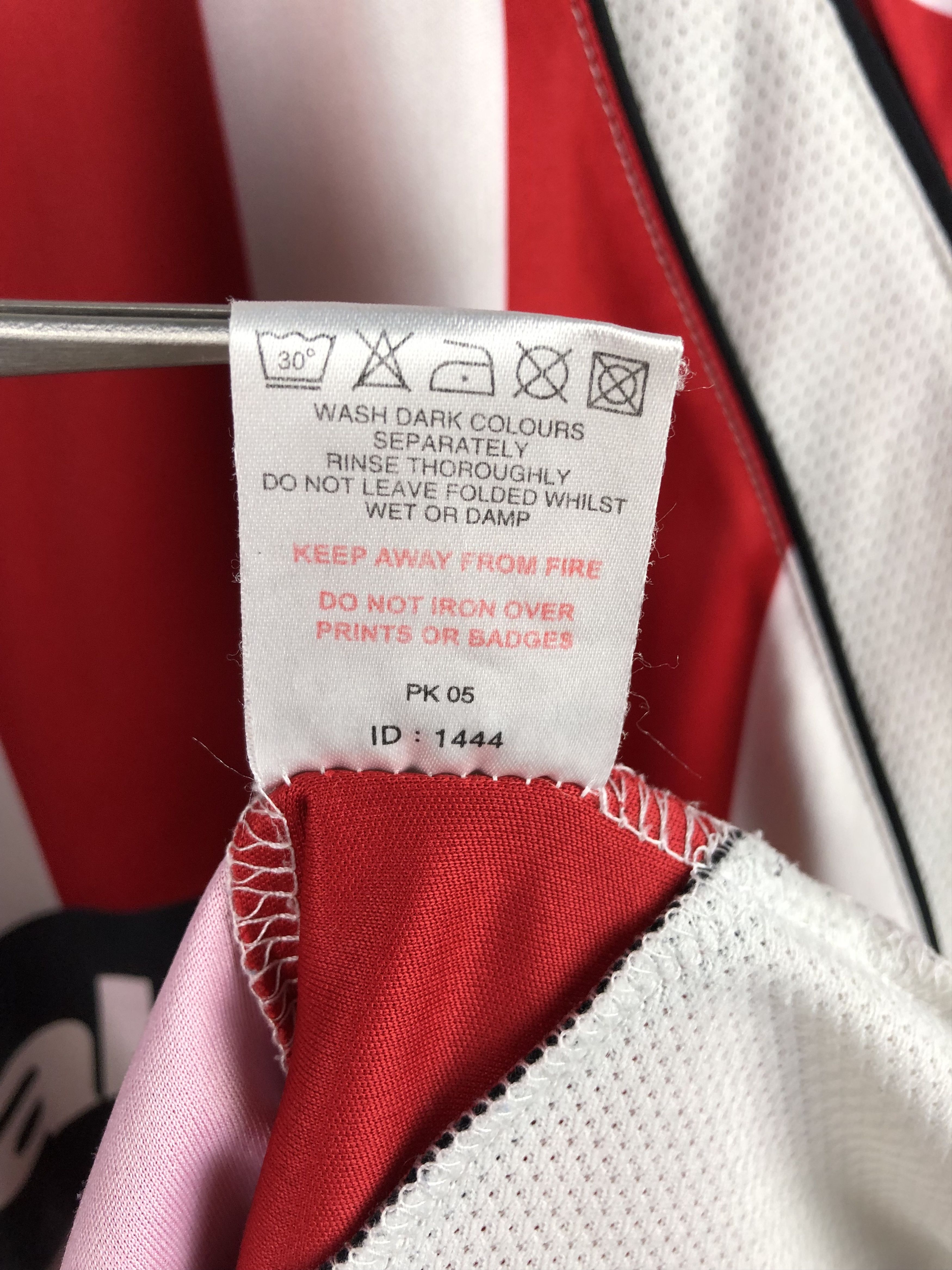 Other Sheffield United shirt 2006 Soccer Long Sleeve Jersey Size US XL / EU 56 / 4 - 12 Thumbnail