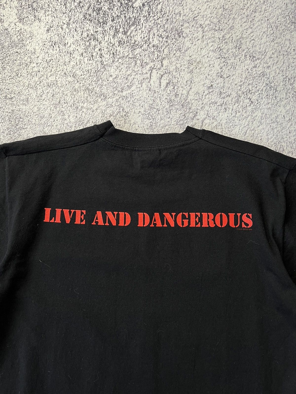 Band Tees Thin Lizzy Live and Dangerous Band Tee 2009 Size US M / EU 48-50 / 2 - 16 Thumbnail
