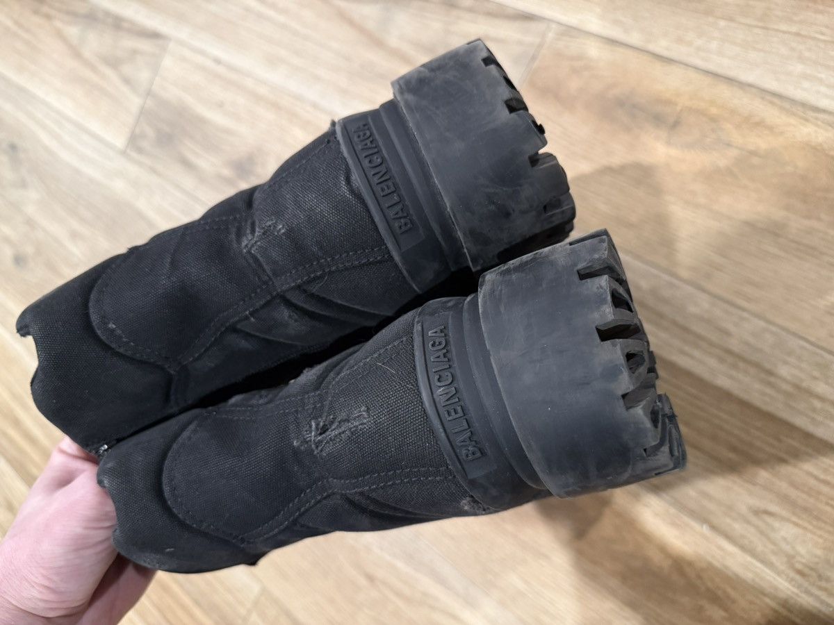 Balenciaga Balenciaga Distressed Strike Boots 44 Size US 11 / EU 44 - 6 Thumbnail