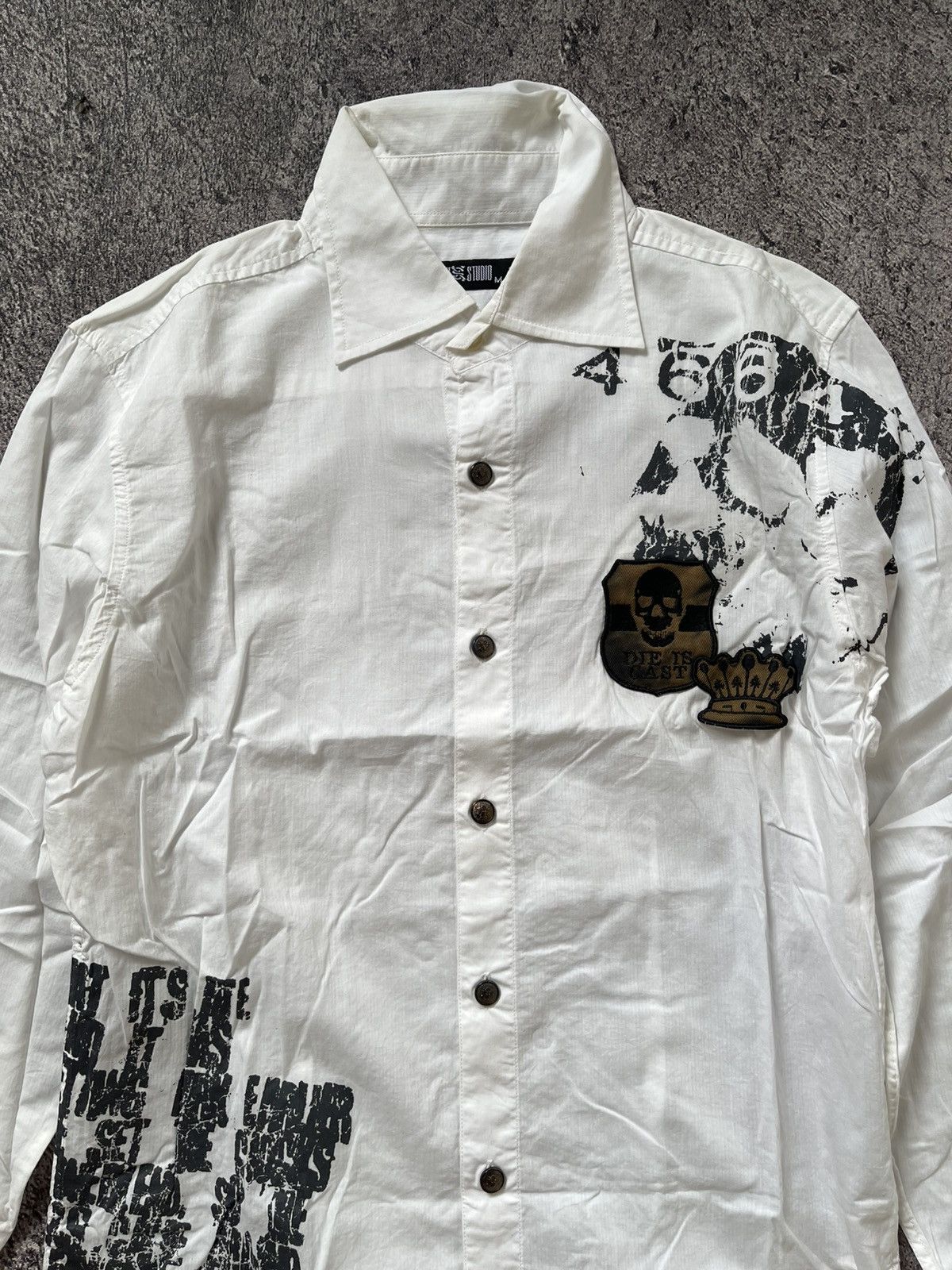 Japanese Brand Y2K batsu stuido skull ifsixwasnine Size US M / EU 48-50 / 2 - 3 Thumbnail