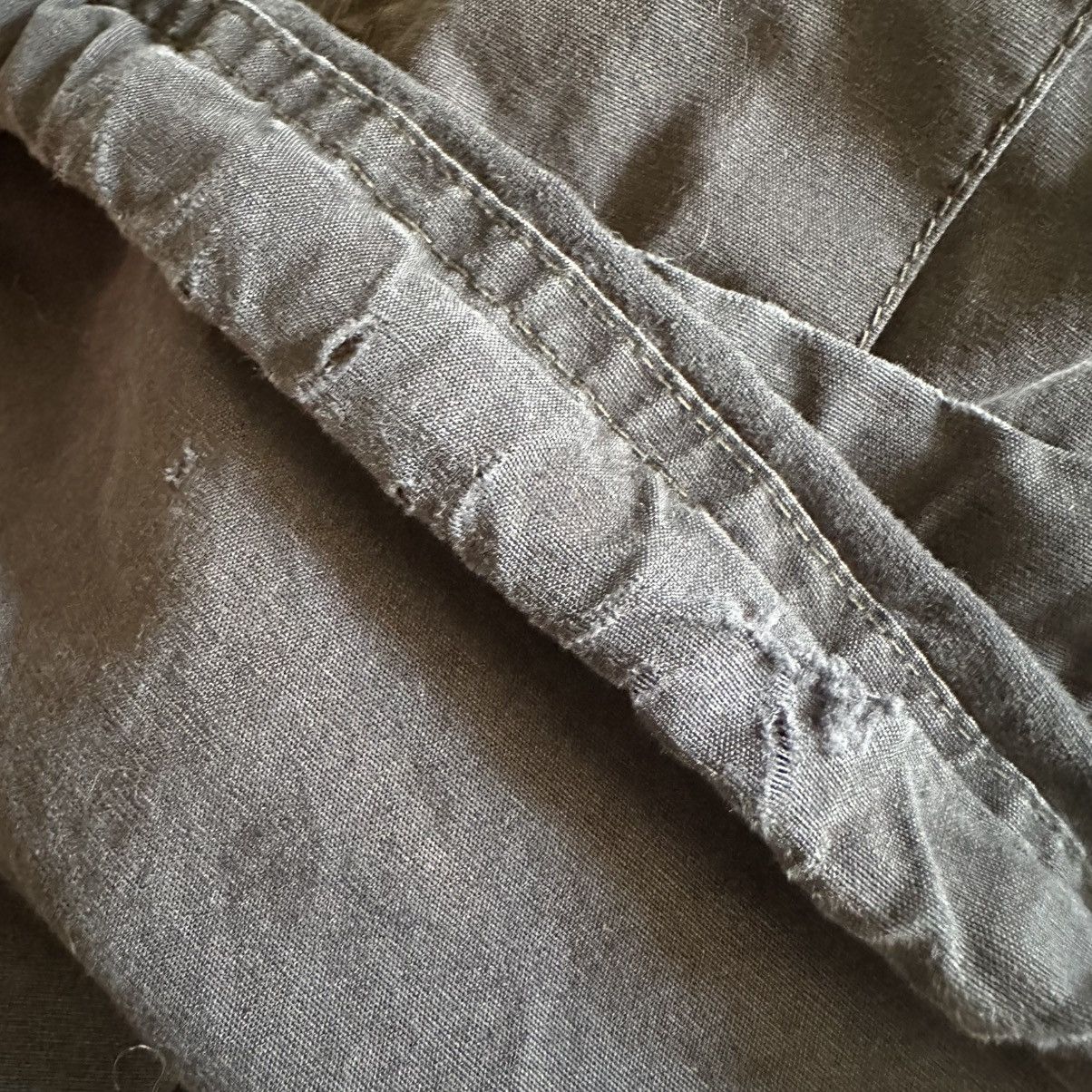 Abercrombie & Fitch VTG Y2K Abercrombie & Fitch Utility Cargo Shorts Thrashed Size US 34 / EU 50 - 8 Thumbnail
