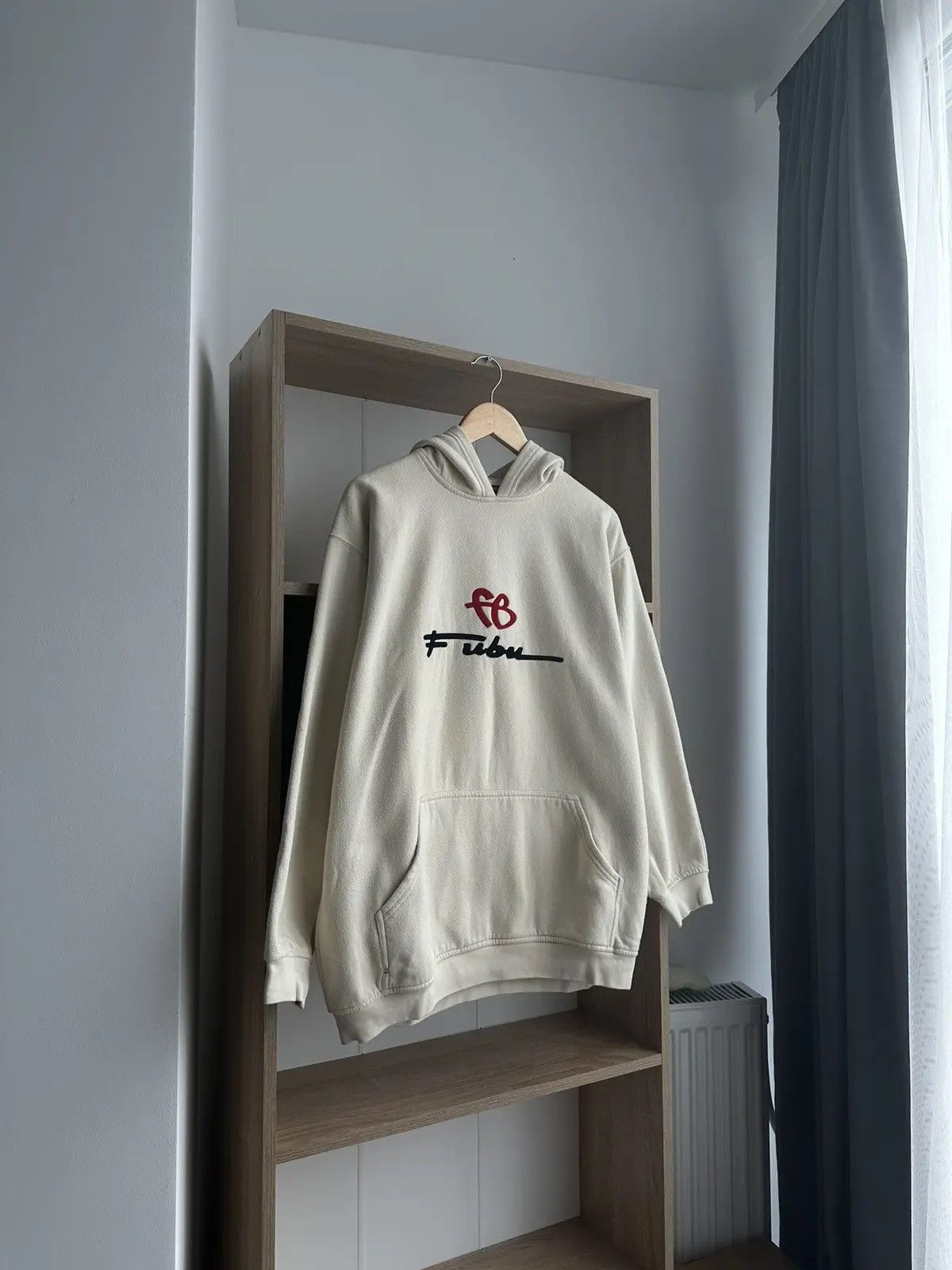 Fubu × Vintage Vintage Fubu Beige Center Logo Hoodie Size US XL / EU 56 / 4 - 4 Thumbnail