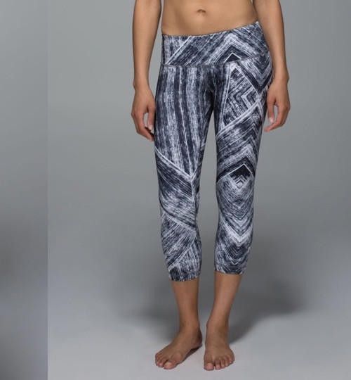 Designer Women’s Lululemon Wunder Under Crop II White Black Sz 6 Size 28" / US 6 / IT 42 - 2 Thumbnail