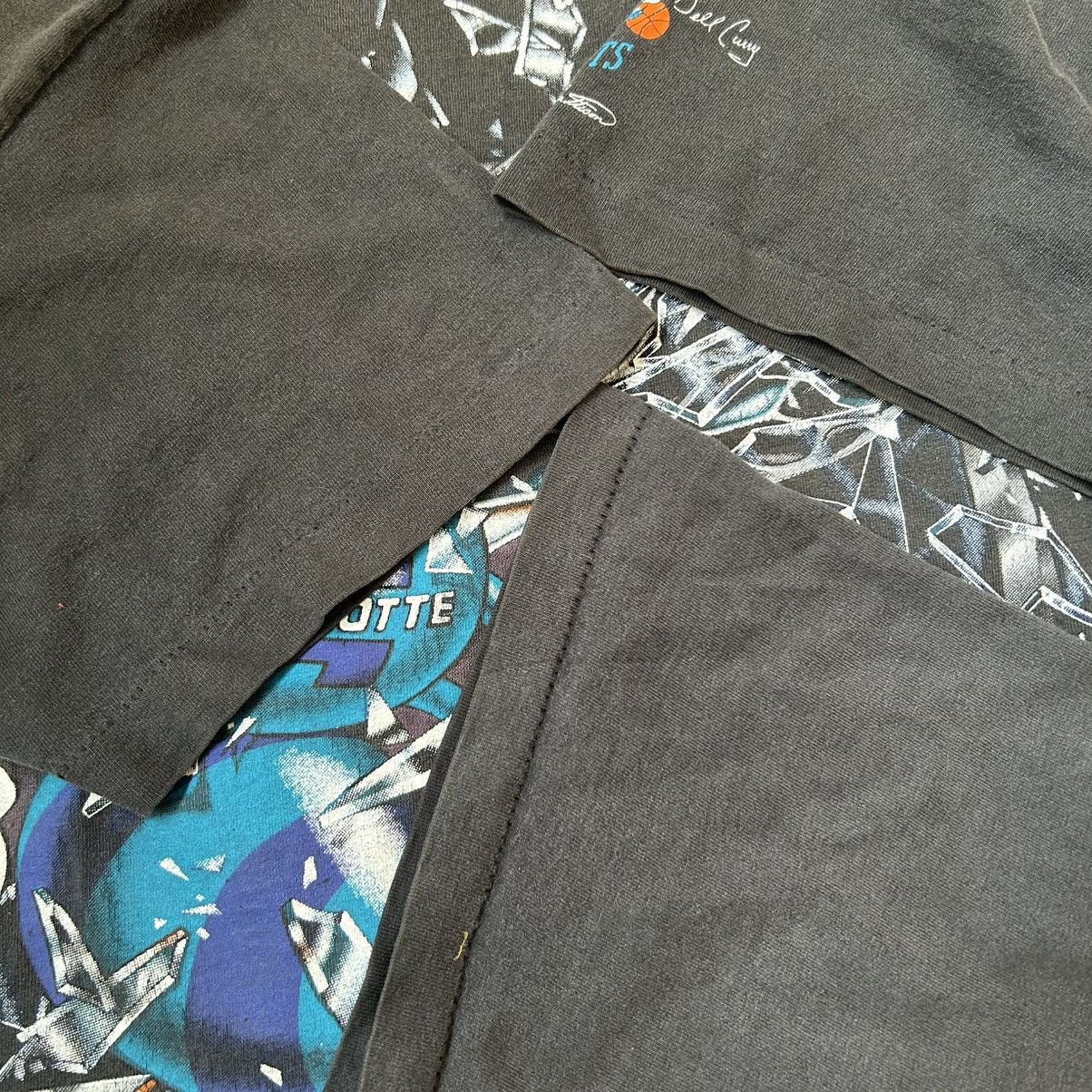 NBA × Vintage Vintage 1992 Charlotte Hornets Shattered Backboard NBA AOP Size US L / EU 52-54 / 3 - 6 Thumbnail