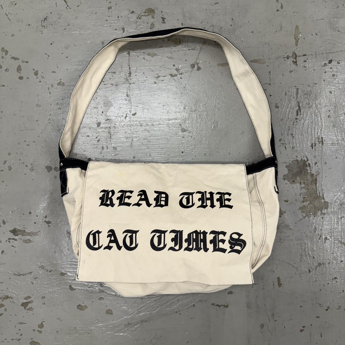 Issey Miyake Ne-net shoulder bag Times Newspaper ripoff Size ONE SIZE - 2 Thumbnail