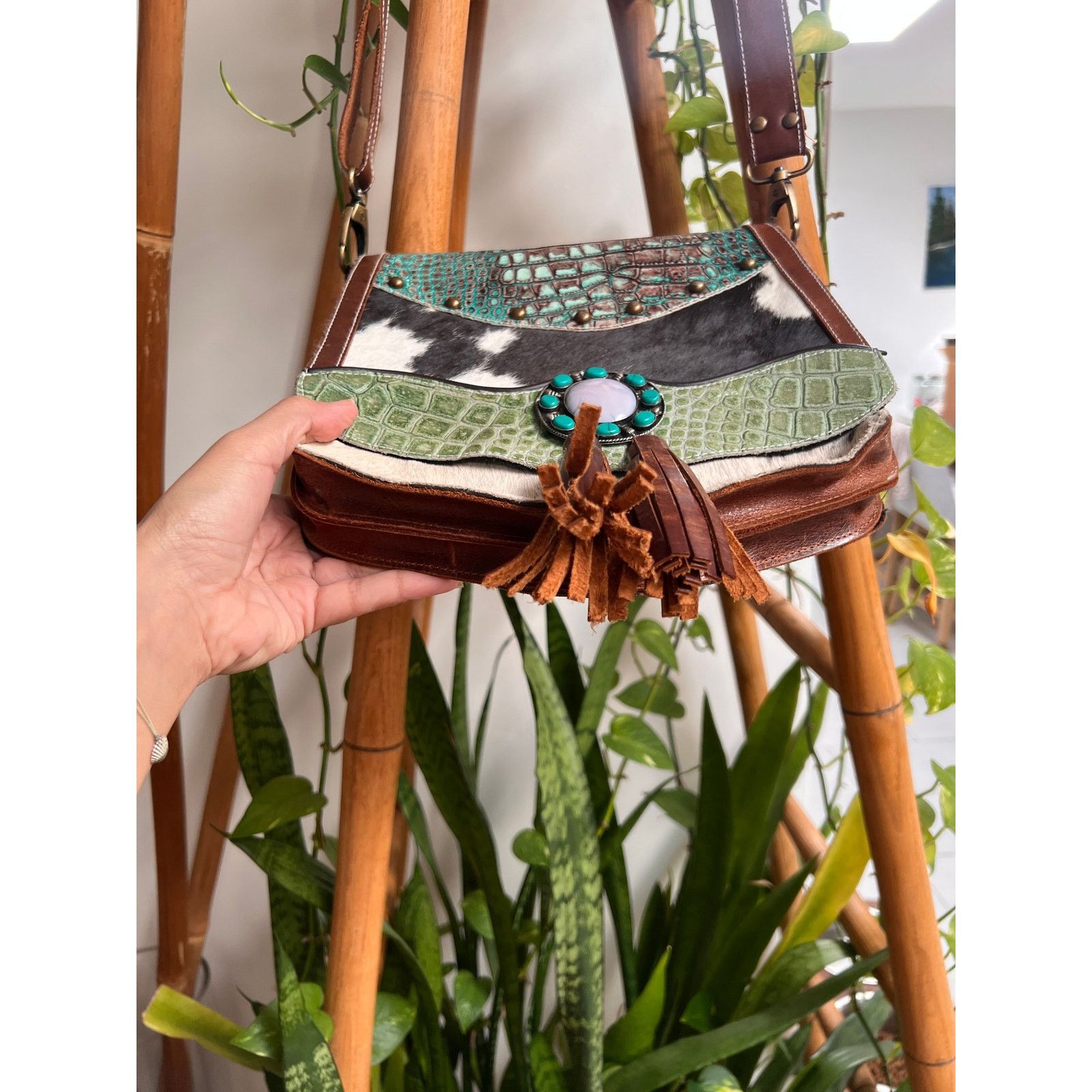 Other Vintage Cowhide Leather Bag with Turquoise Stones Size ONE SIZE - 7 Thumbnail