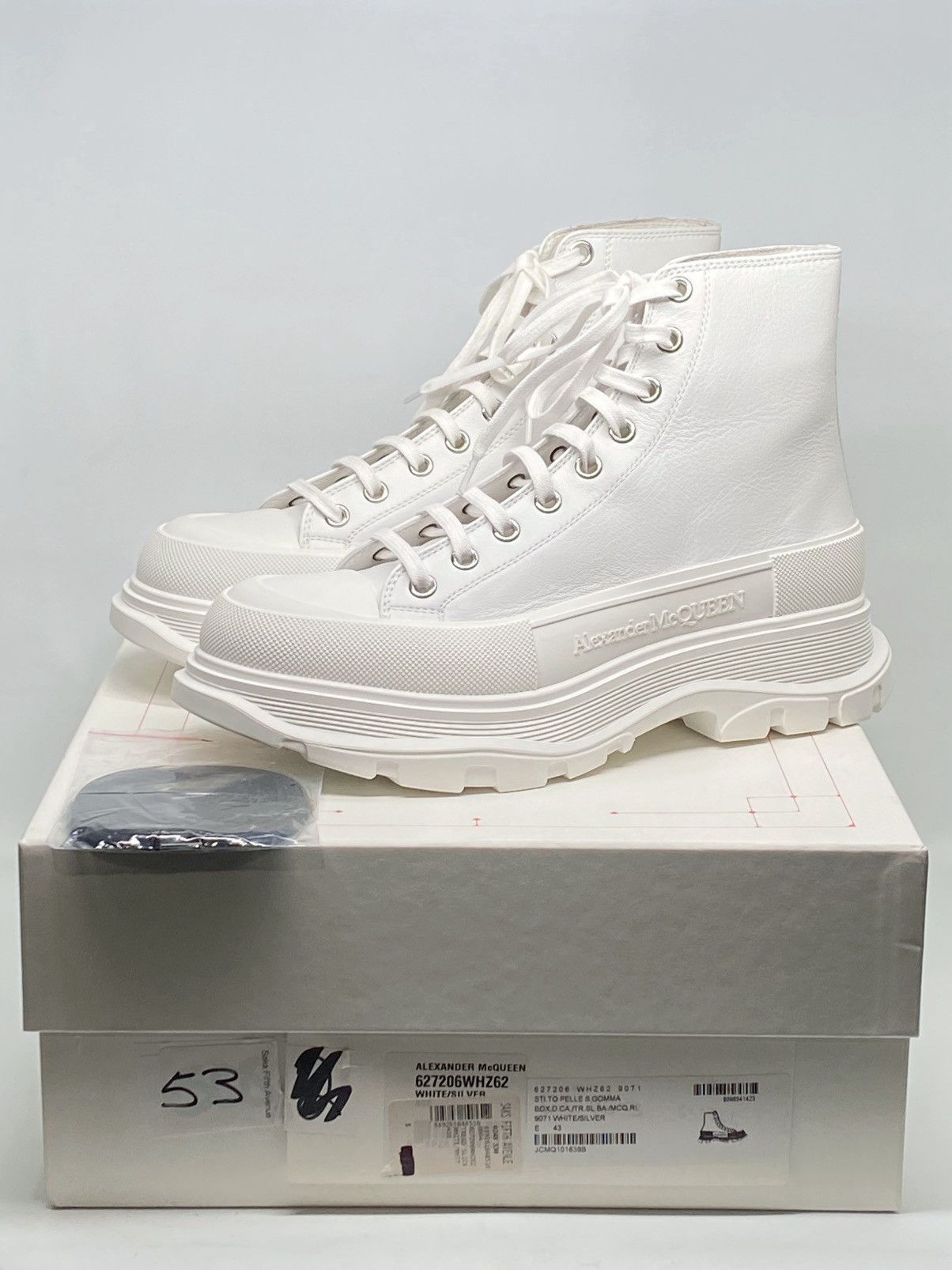 Alexander McQueen Alexander McQueen Leather Platform Boot size 43/us size 10 Size US 10 / EU 43 - 11 Thumbnail