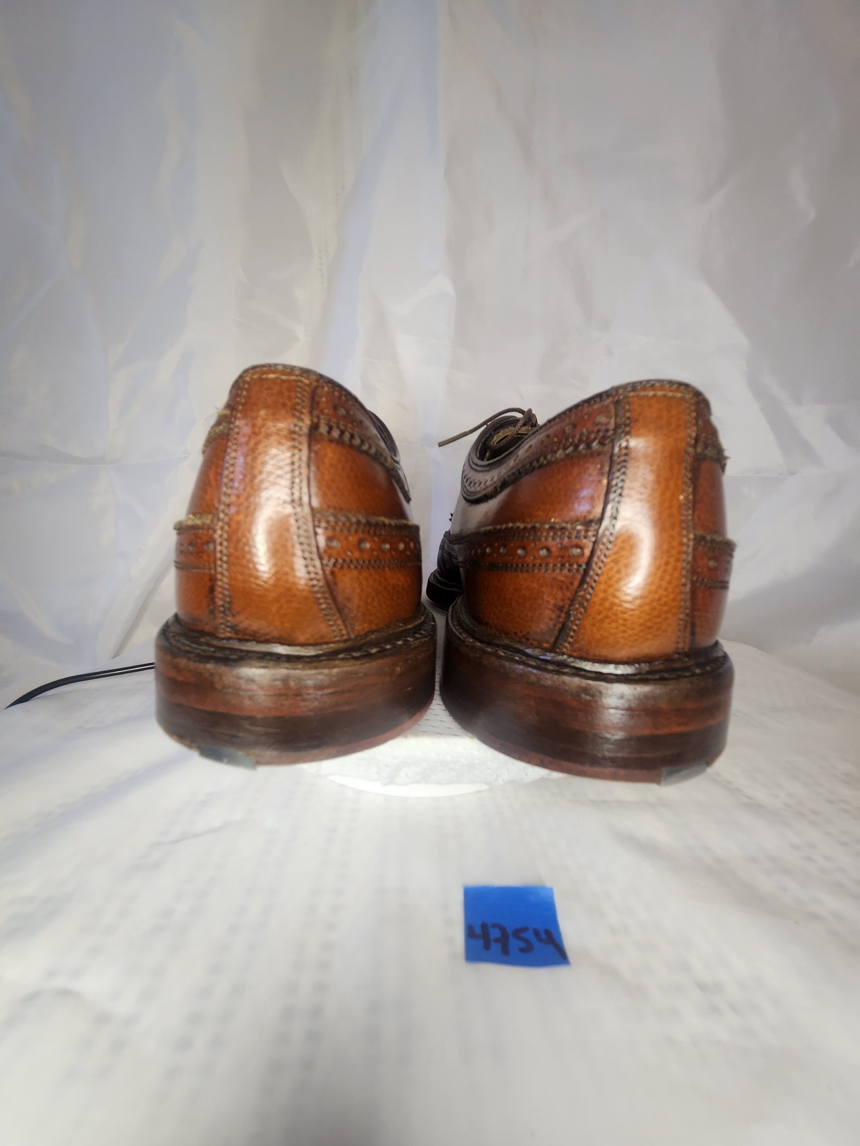 Florsheim ROYAL IMPERIAL KENMOOR WINGTIP Size US 10 / EU 43 - 5 Thumbnail