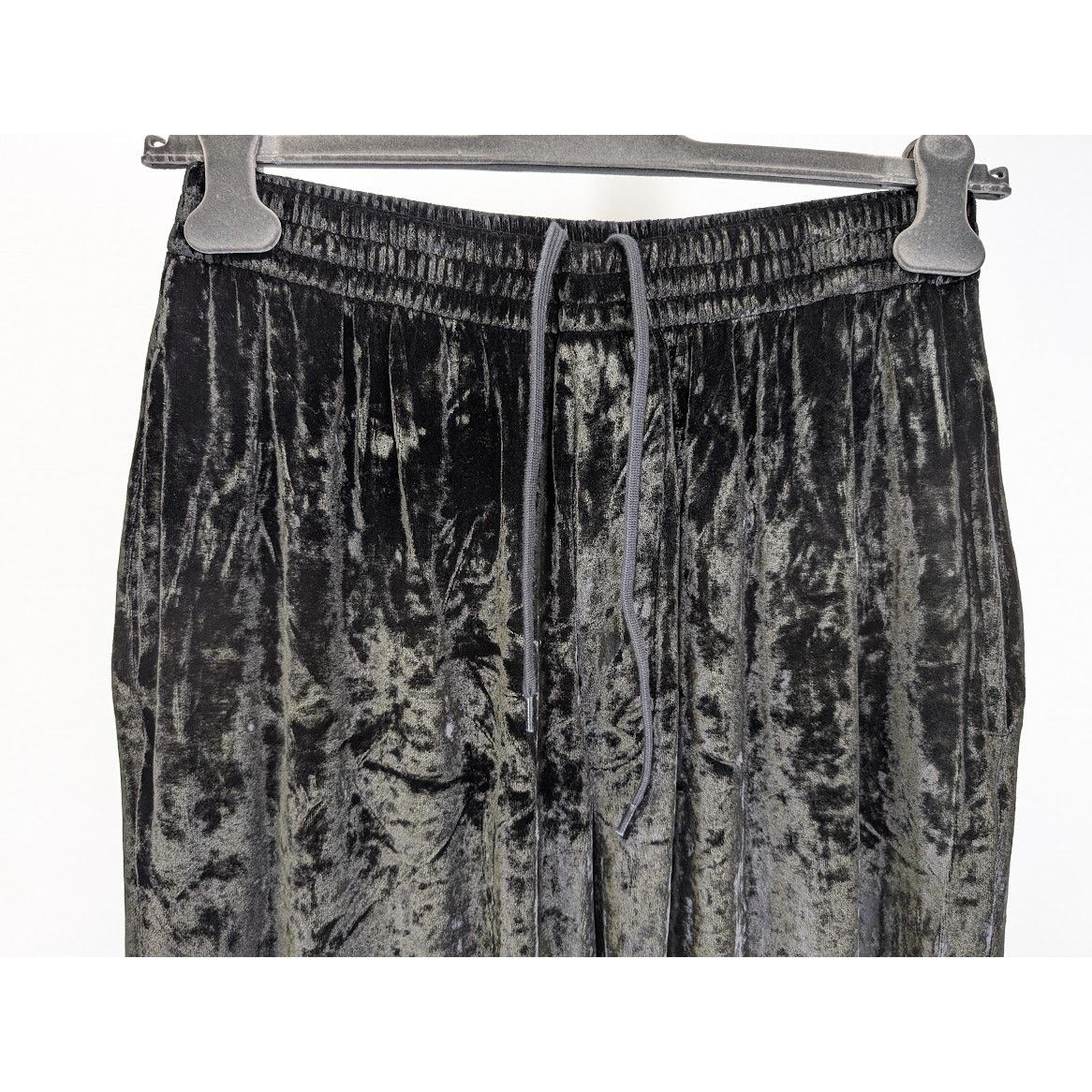 Balenciaga o1rshd1 Baggy Pants BB Paris Icon Shiny Velvet in Black Size US 28 / EU 44 - 9 Thumbnail
