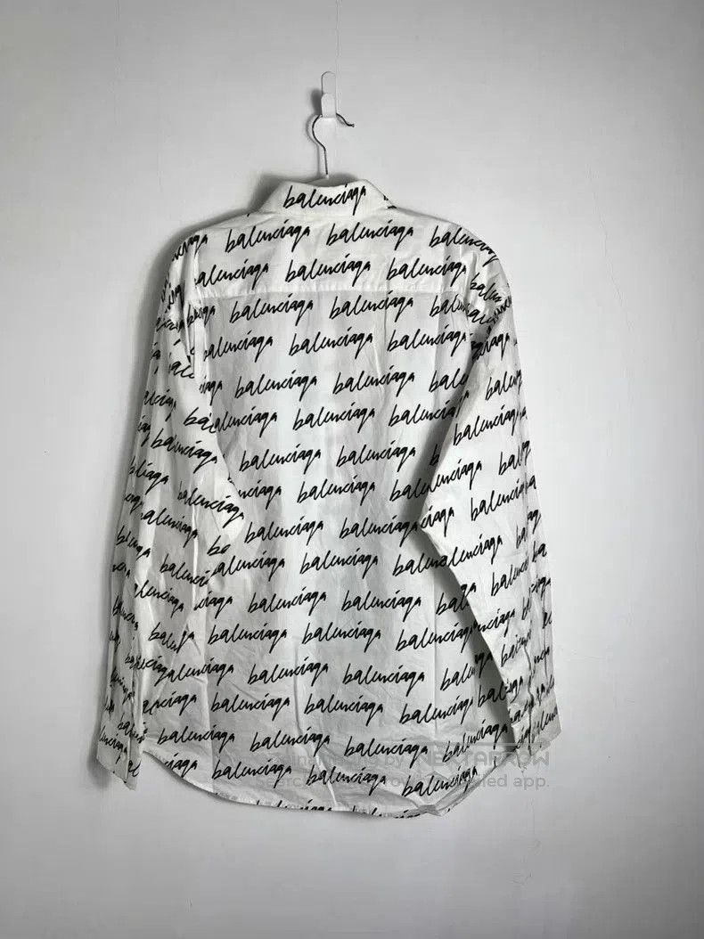 Balenciaga Balenciaga Graffiti Logo Oversized Shirt. Size US S / EU 44-46 / 1 - 2 Thumbnail