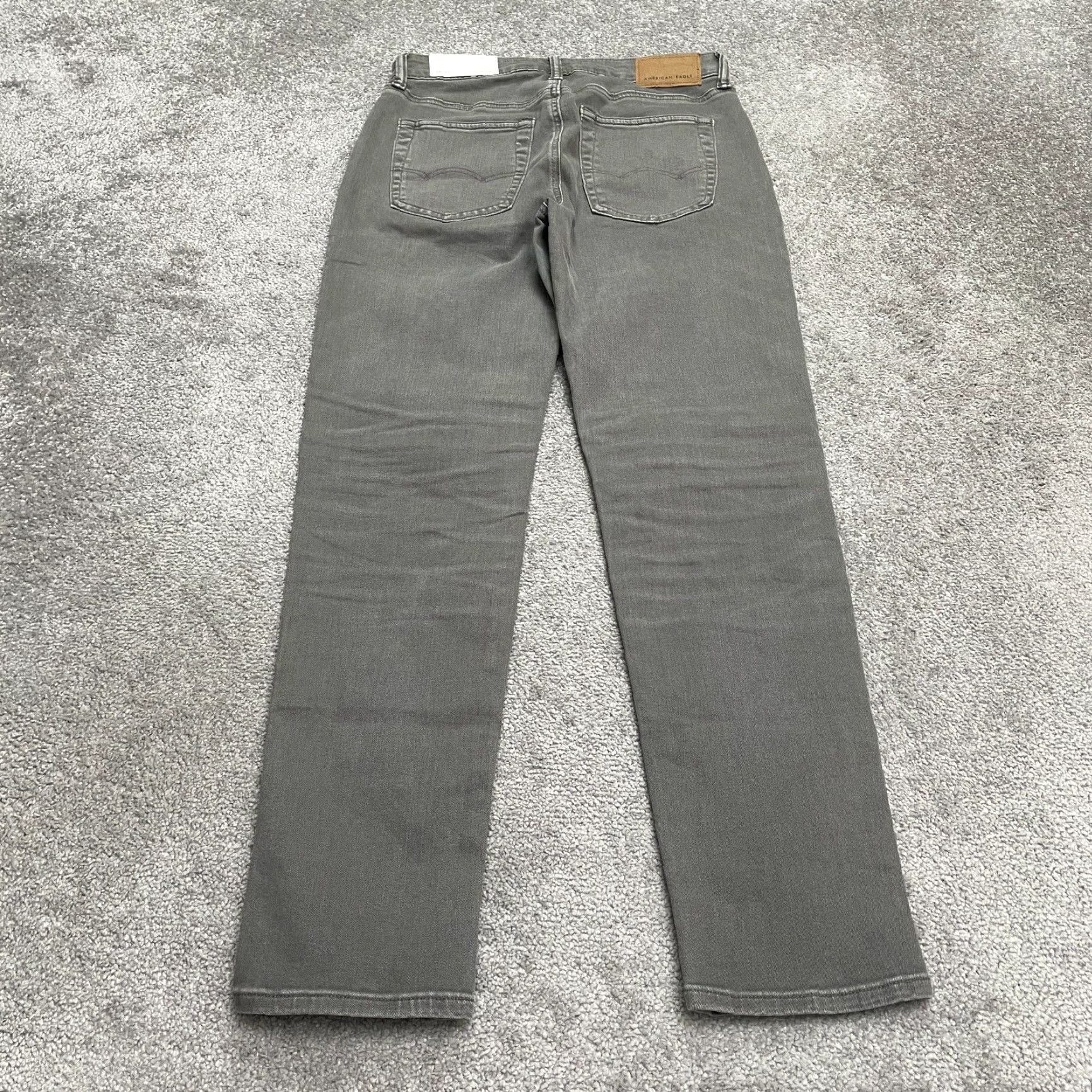 American Eagle Outfitters American Eagle Outfitters Jeans Athletic Fit 28/32 Stone Gray NWT Mens Denim 5-Pocket Size US 28 / EU 44 - 2 Thumbnail