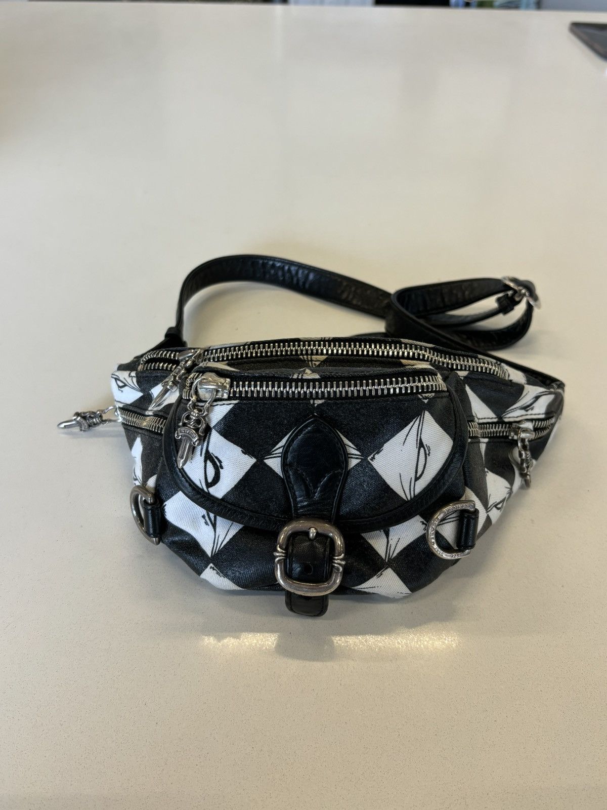 Chrome Hearts Chrome hearts Matty boy 99 Eyes mini snat snut bag Size ONE SIZE - 1 Thumbnail