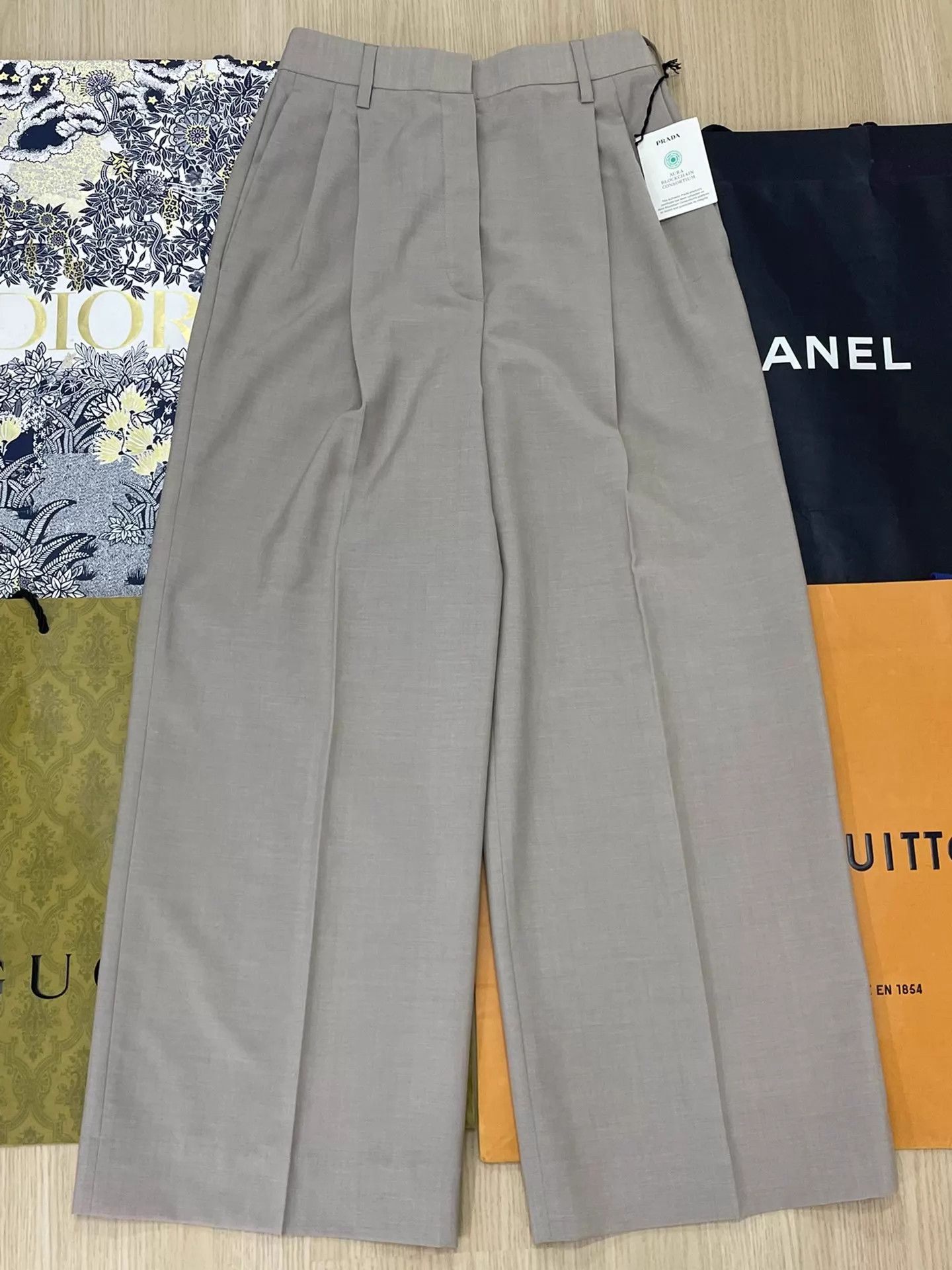 Prada Prada Long Trench Coat & Trousers Set Unused 38/36S Size XS / US 0-2 / IT 36-38 - 4 Thumbnail
