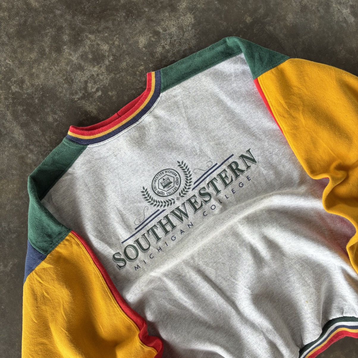 Other VINTAGE 90s SOUTHWESTERN MICHIGAN COLLEGE Size US XL / EU 56 / 4 - 4 Thumbnail